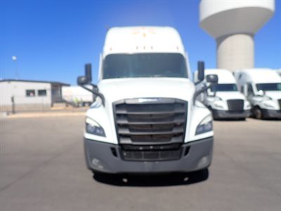2022 Freightliner CASCADIA 126