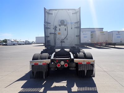2022 Freightliner CASCADIA 126