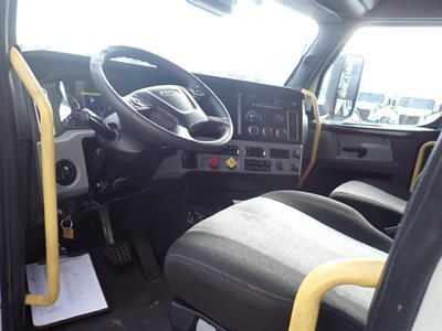 2022 Freightliner CASCADIA 126