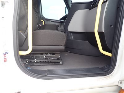 2022 Freightliner CASCADIA 126