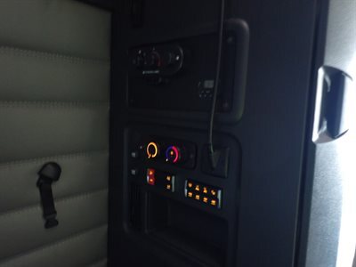2022 Freightliner CASCADIA 126