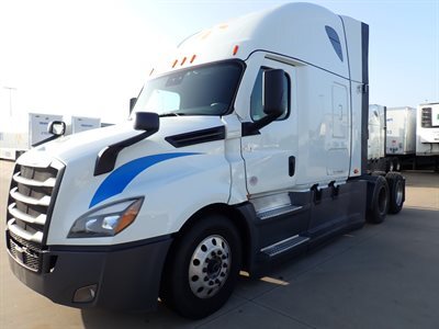 2022 Freightliner CASCADIA 126