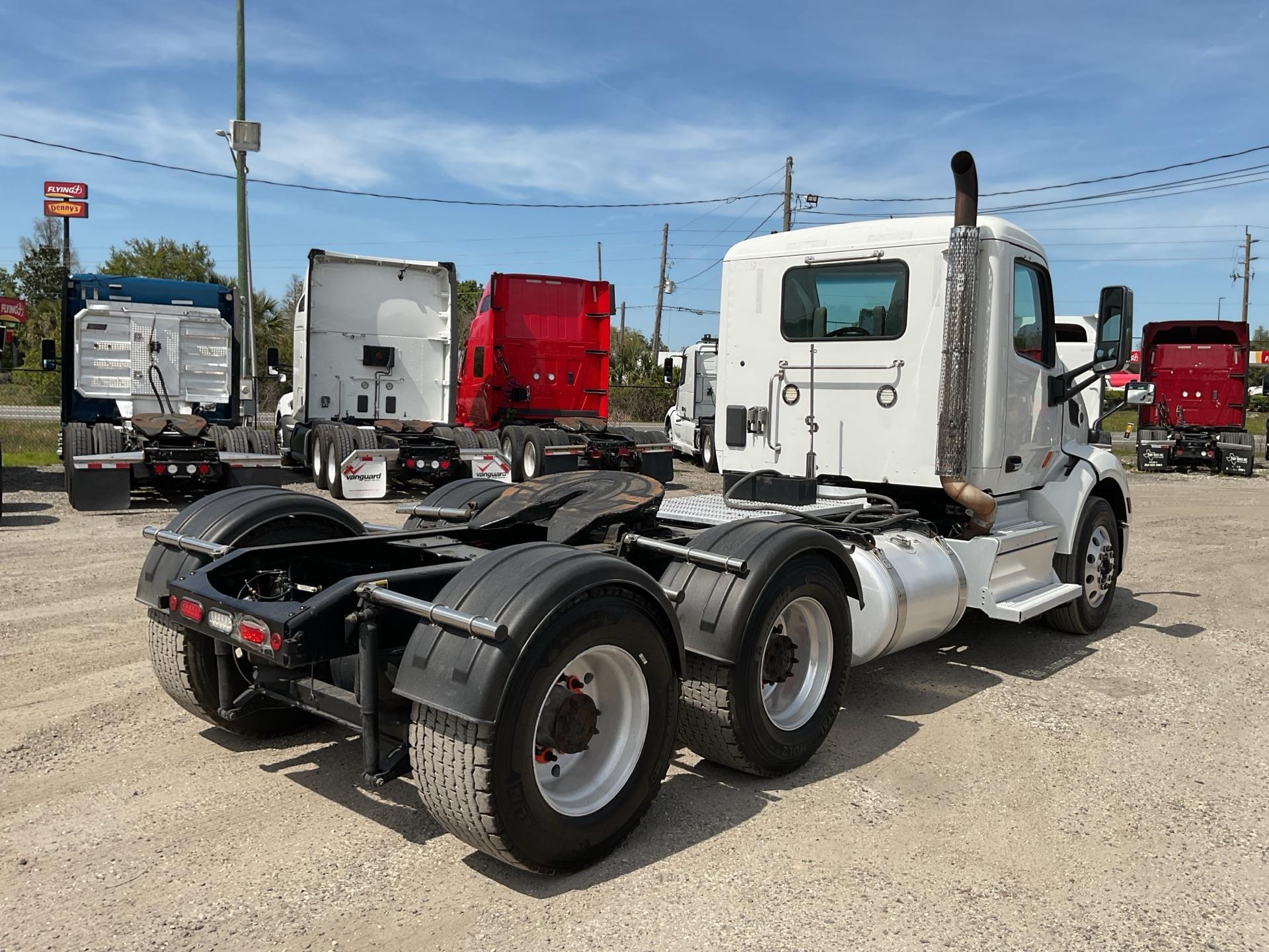 2018 Peterbilt 579