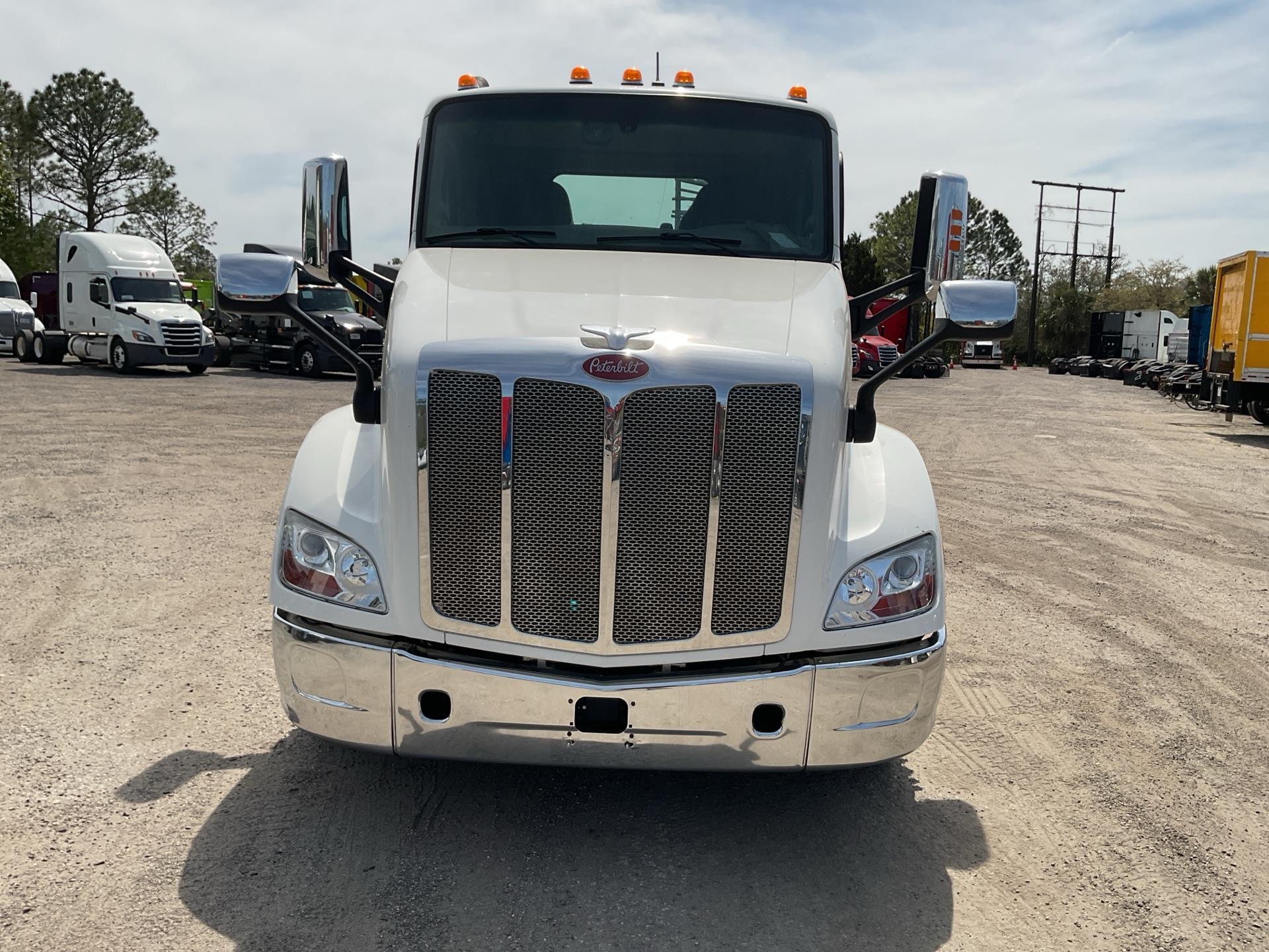 2018 Peterbilt 579