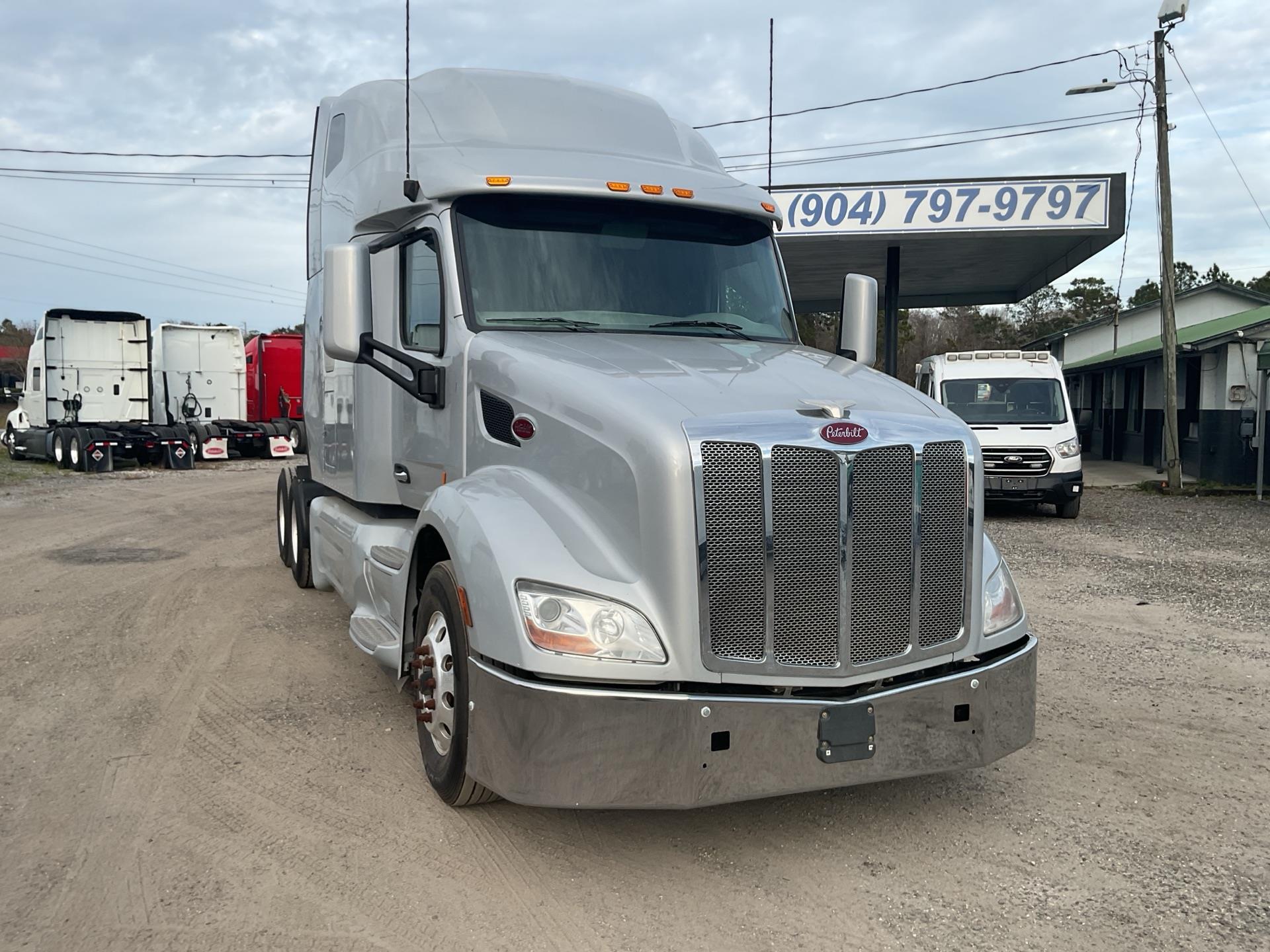 2021 Peterbilt 579