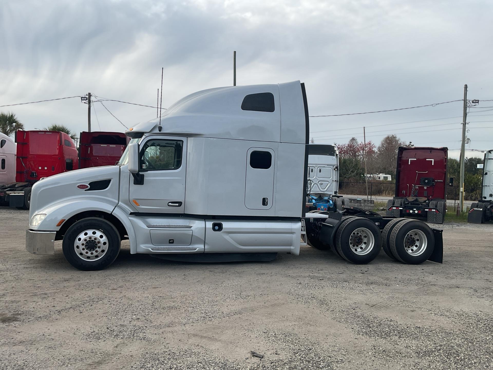 2021 Peterbilt 579
