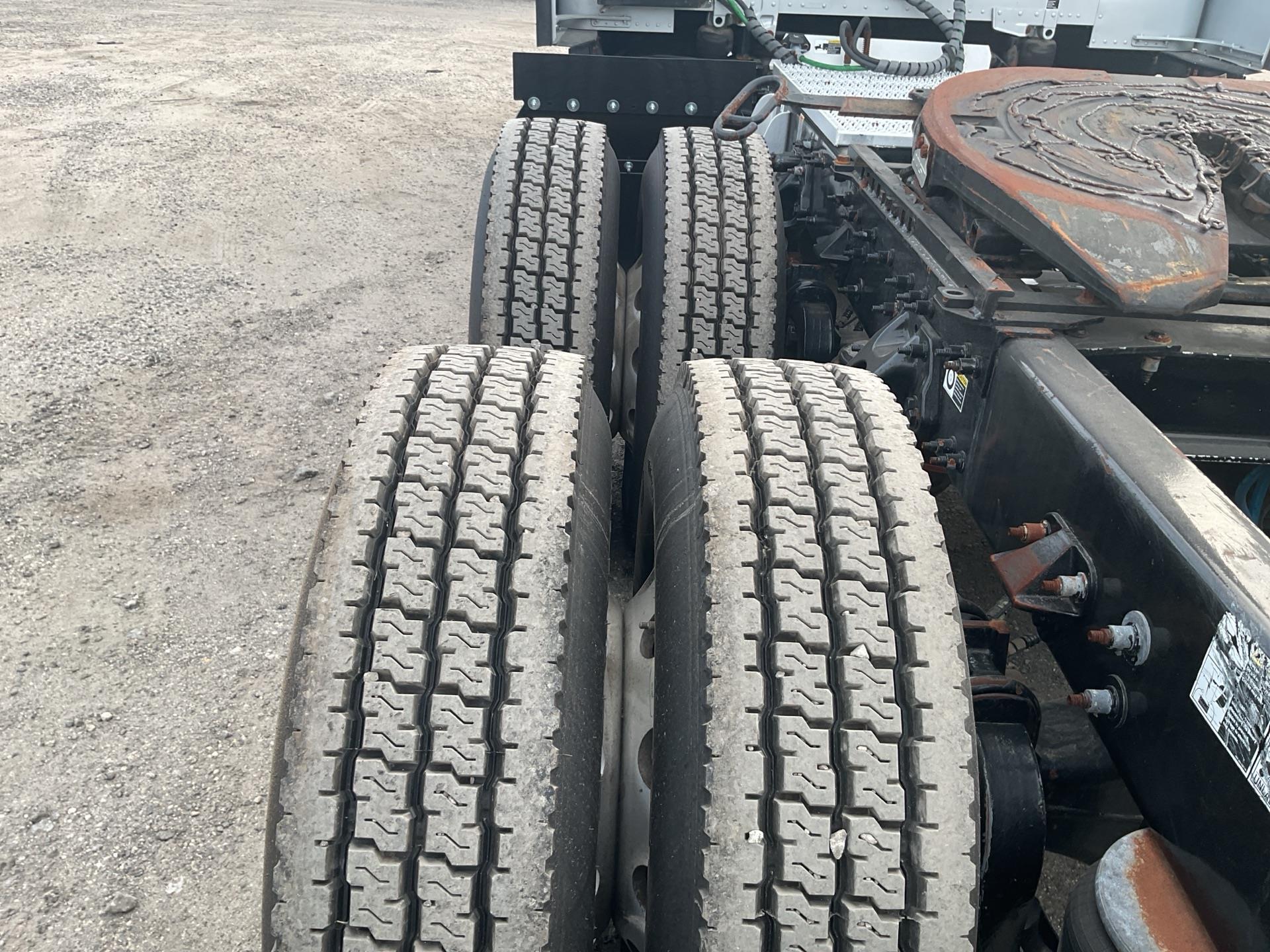 2021 Peterbilt 579