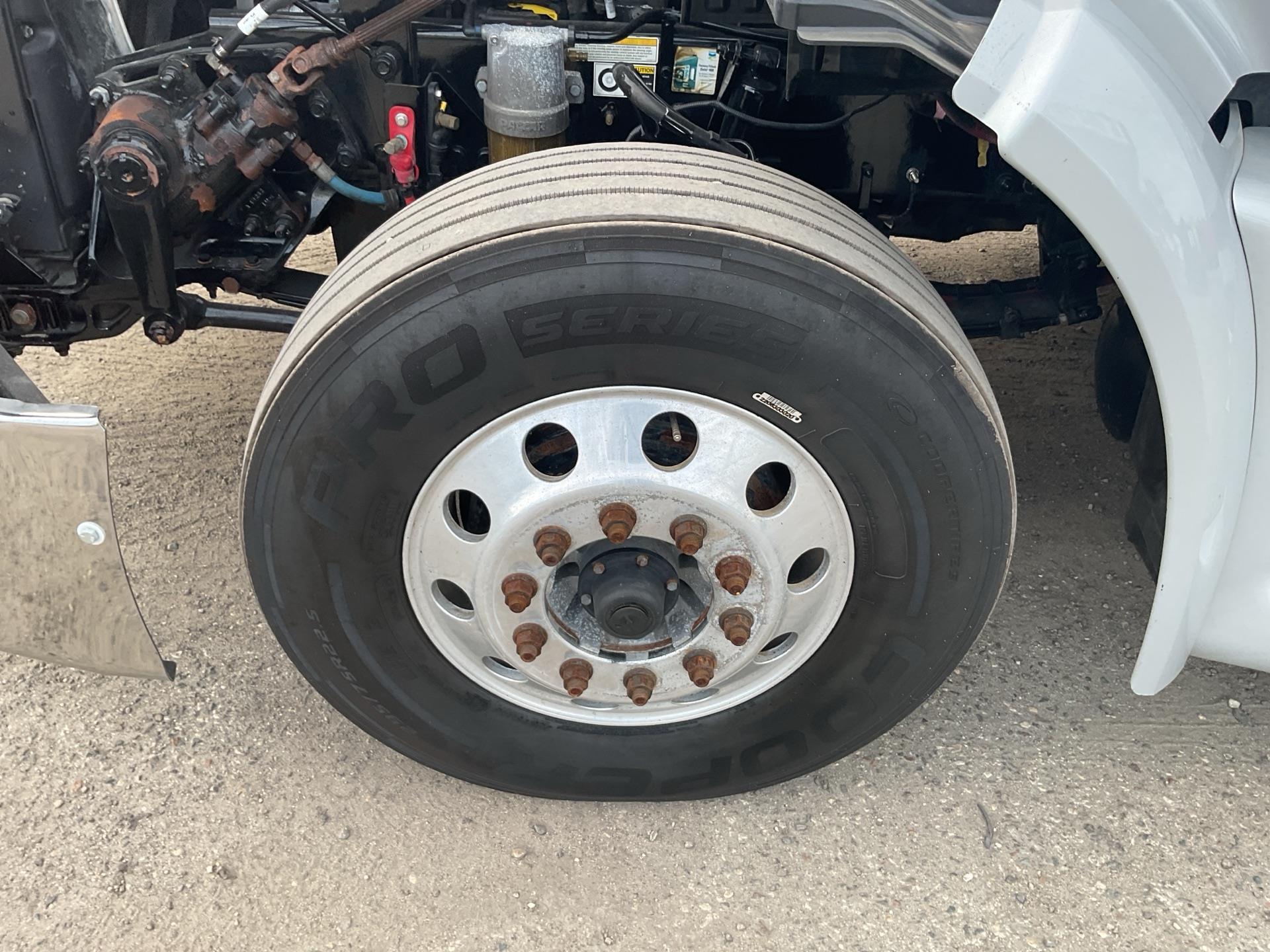 2021 Peterbilt 579