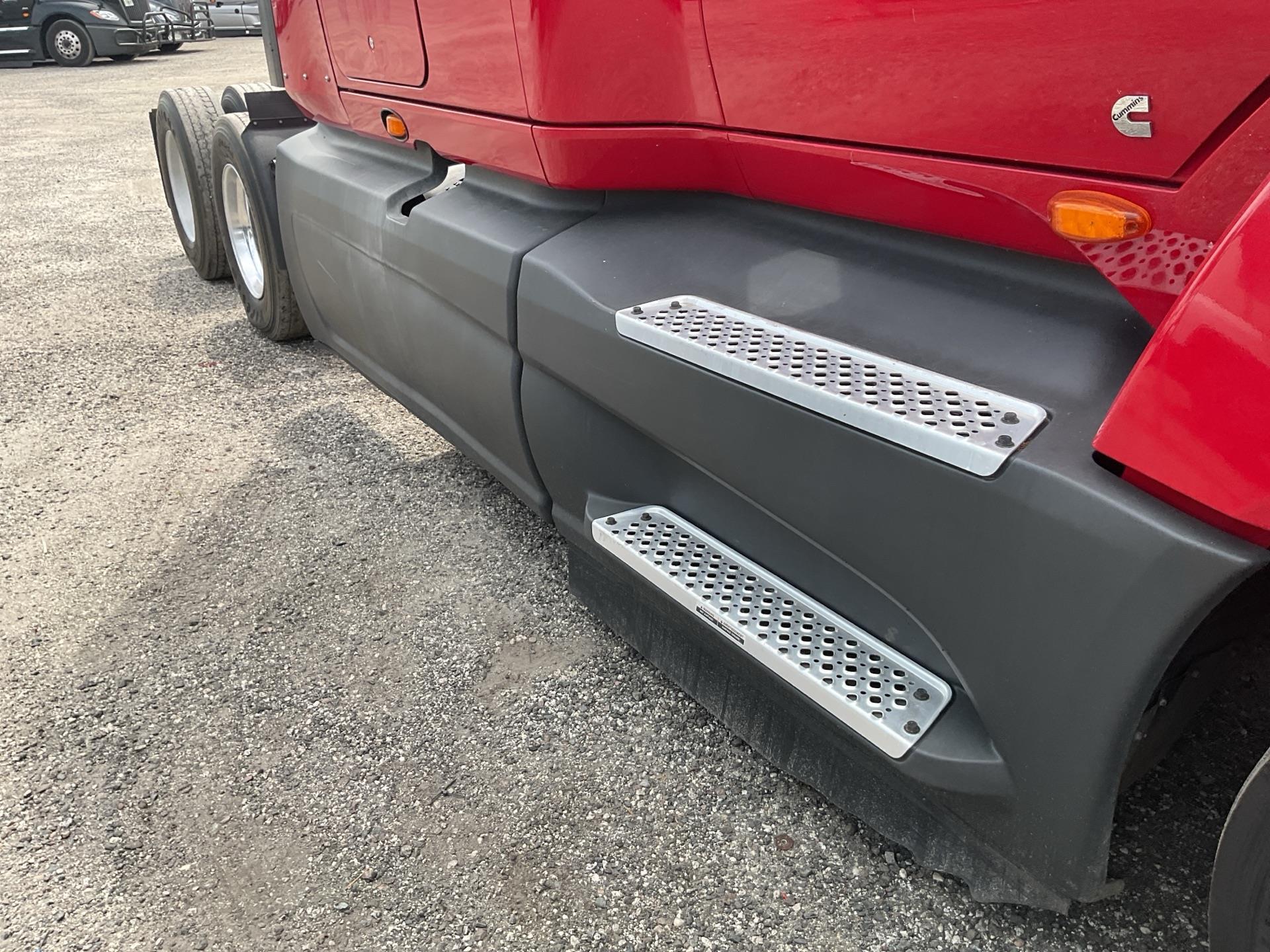 2022 International LT625