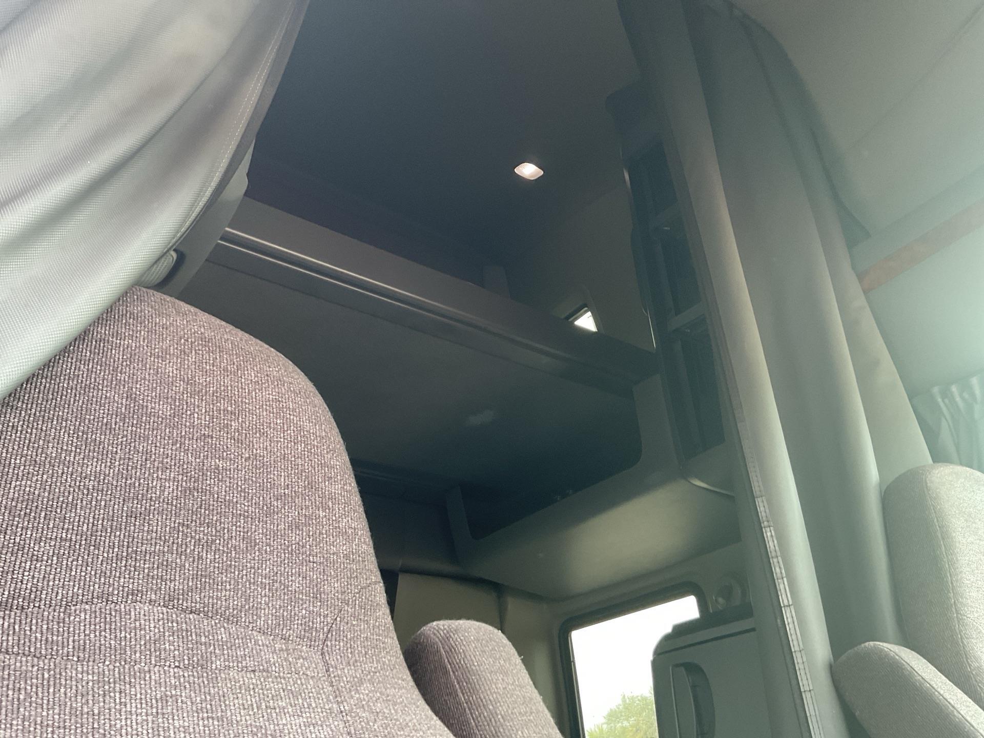 2022 International LT625