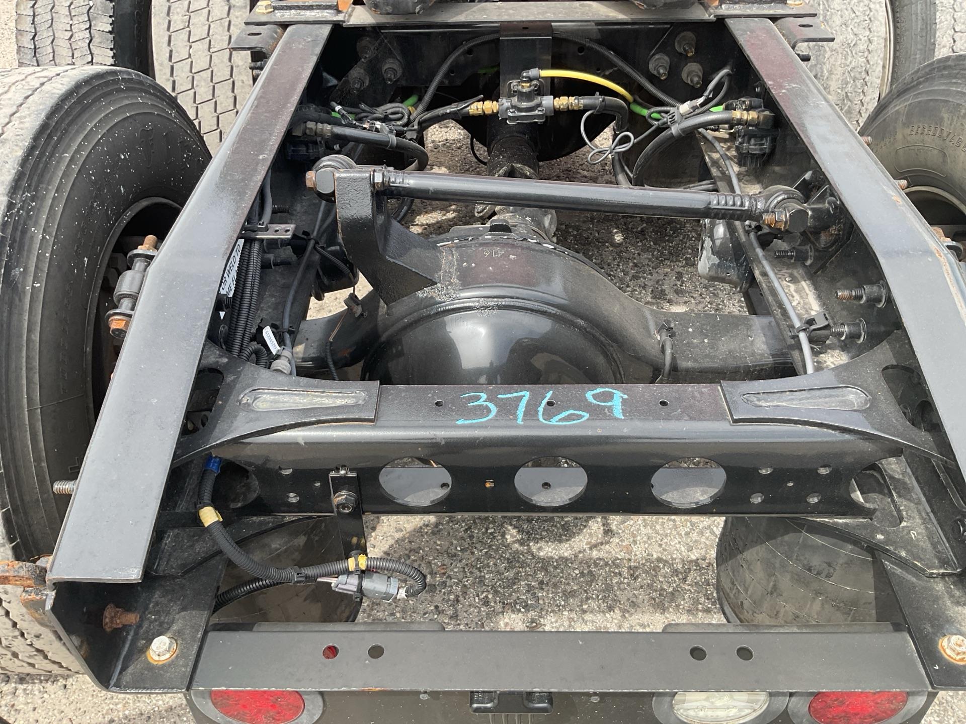 2022 International LT625