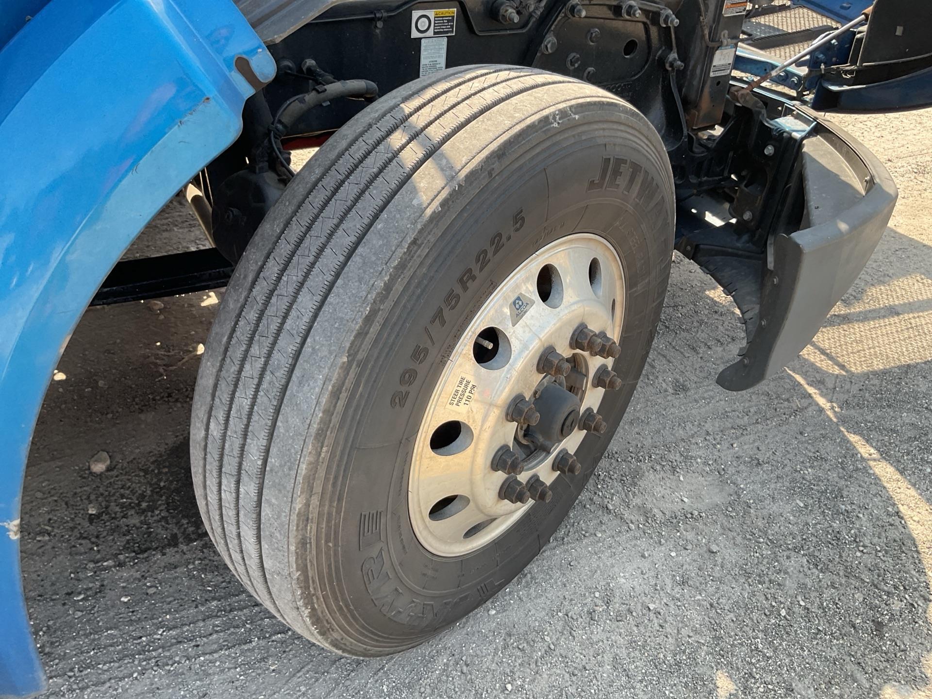 2019 Peterbilt 579