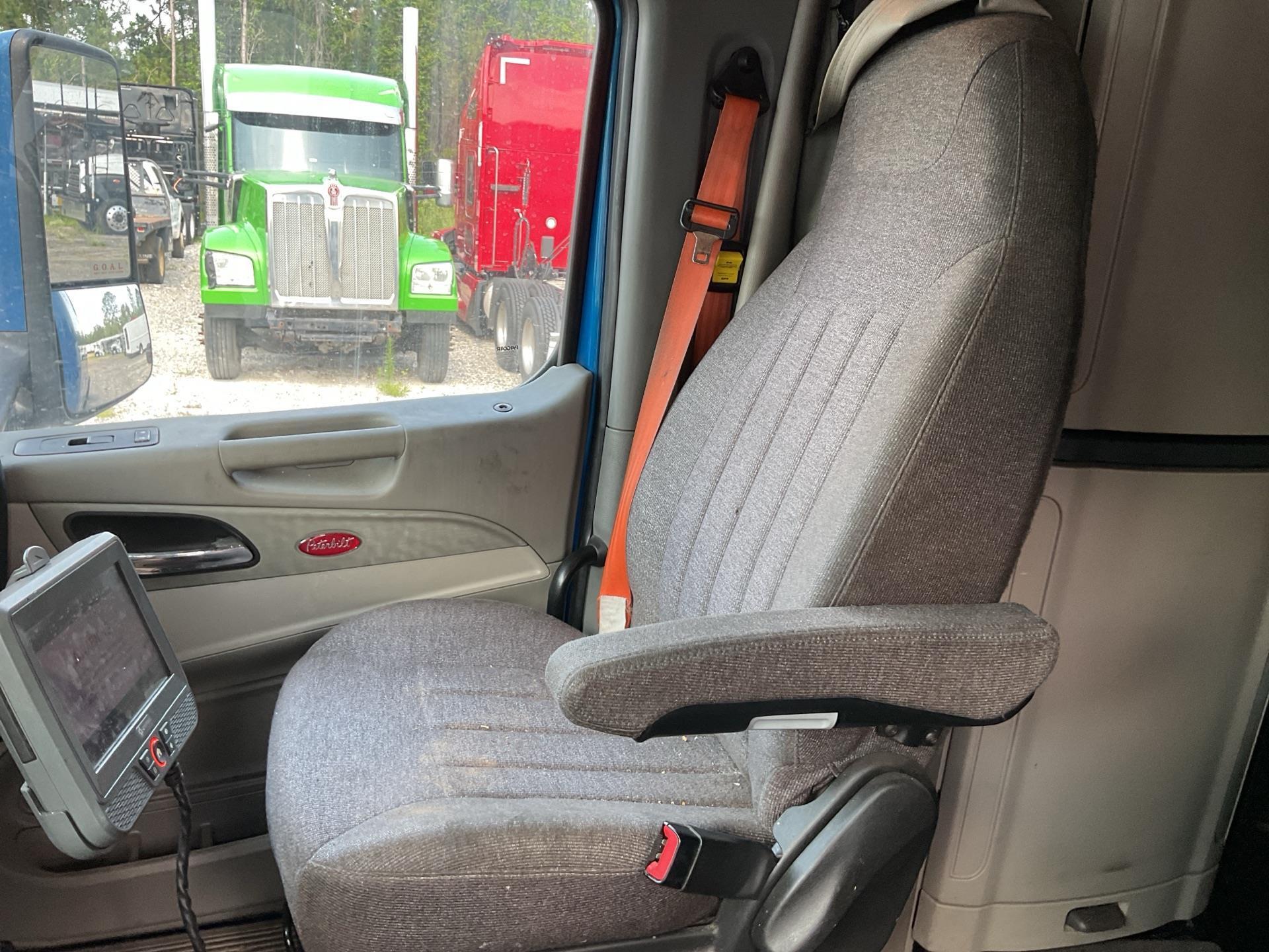 2019 Peterbilt 579