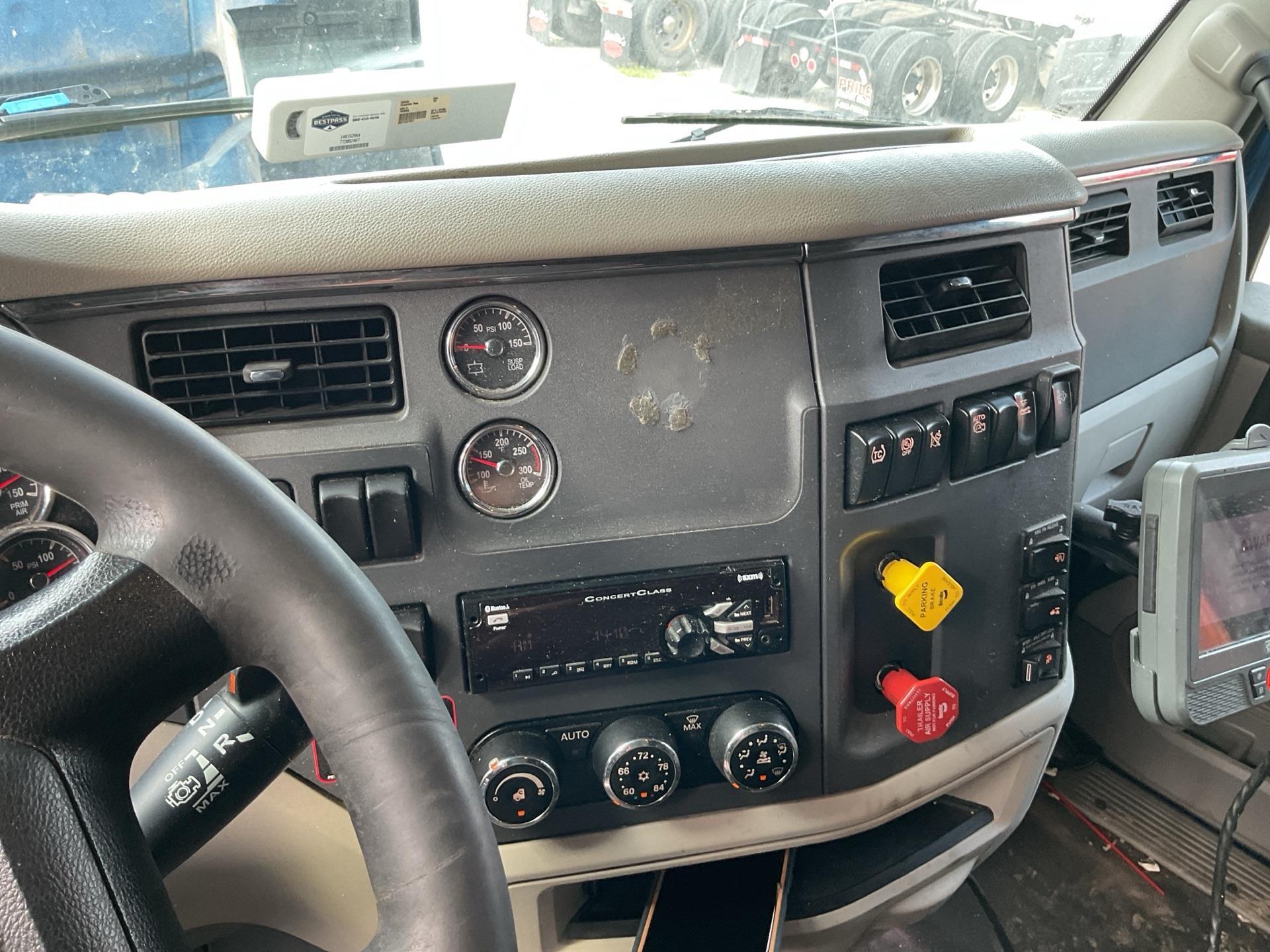 2019 Peterbilt 579