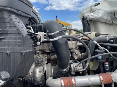 2022 Freightliner CASCADIA 126