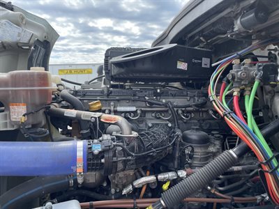 2022 Freightliner CASCADIA 126