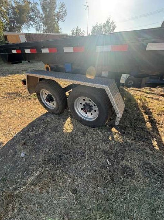 2024 Pj Trailers FLAT DECK