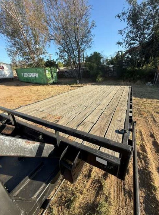 2024 Pj Trailers FLAT DECK