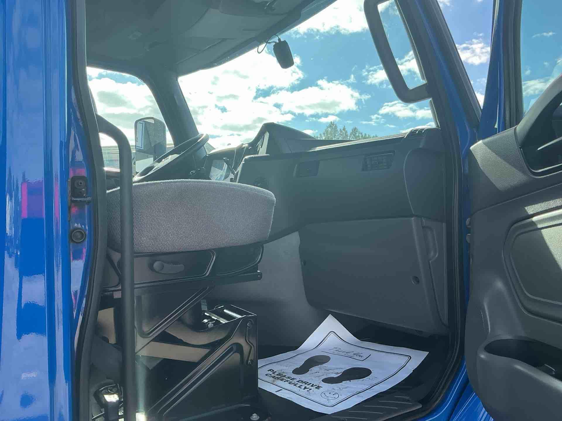2019 International LT625
