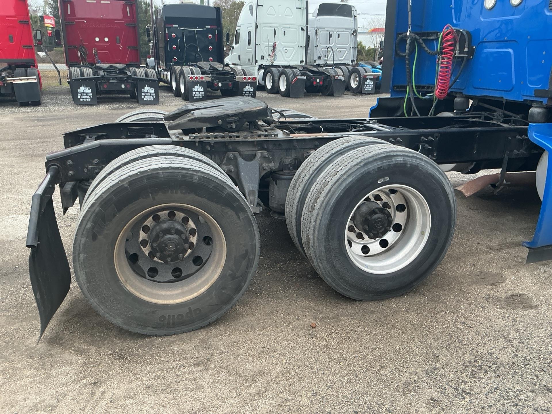 2019 International LT625