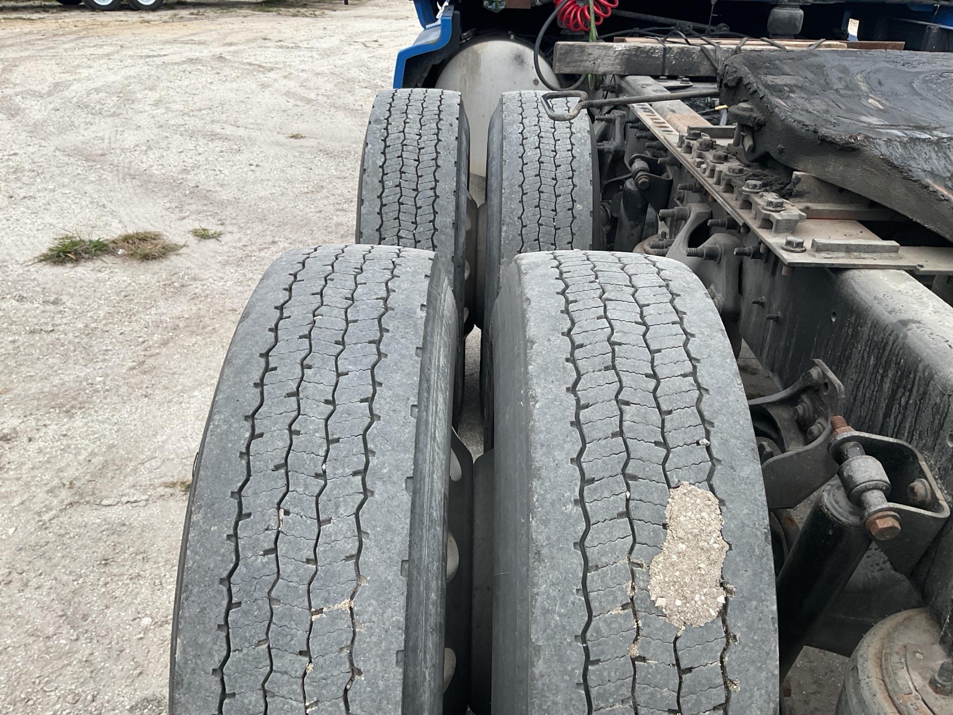 2019 International LT625