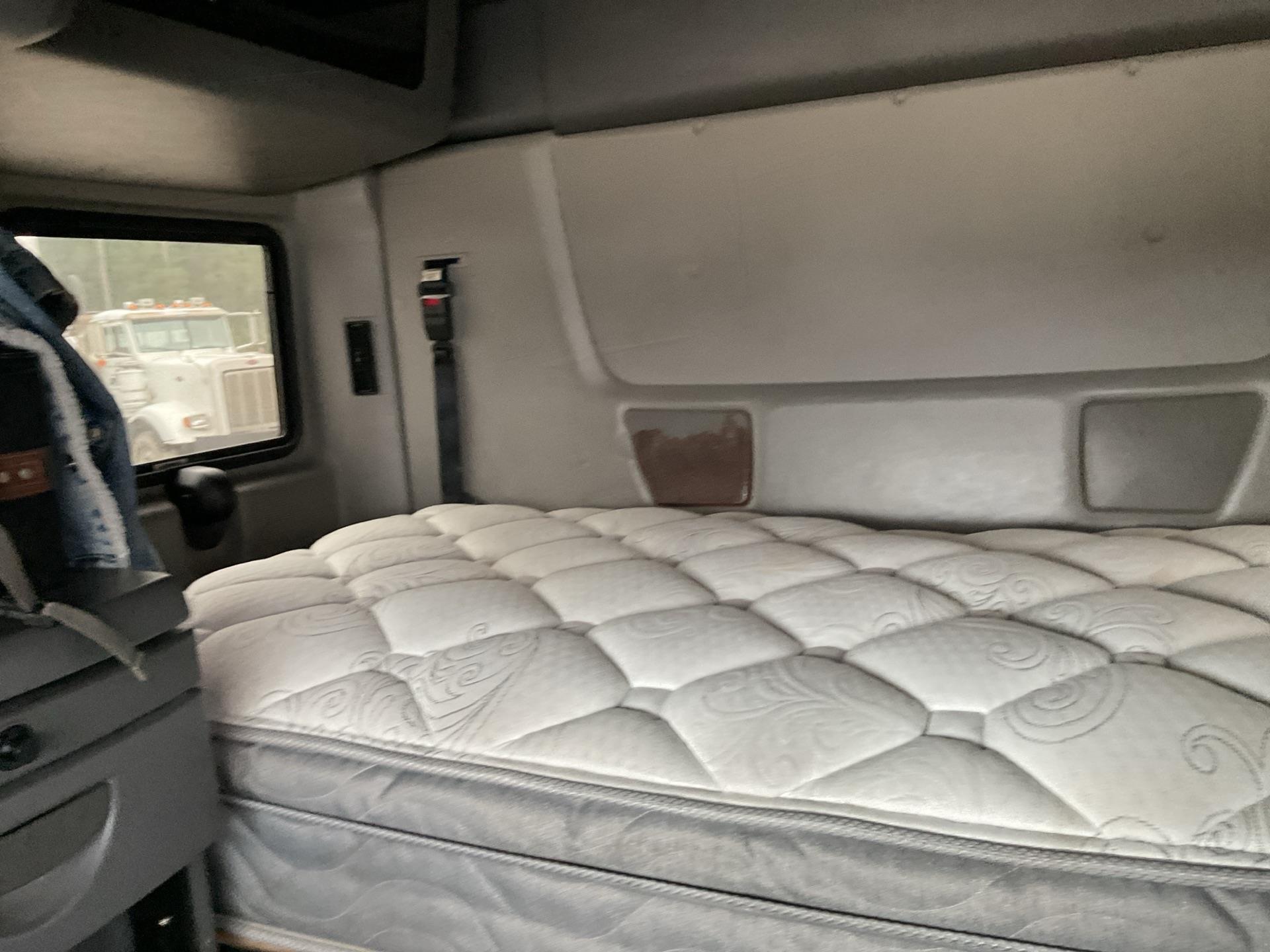 2019 International LT625