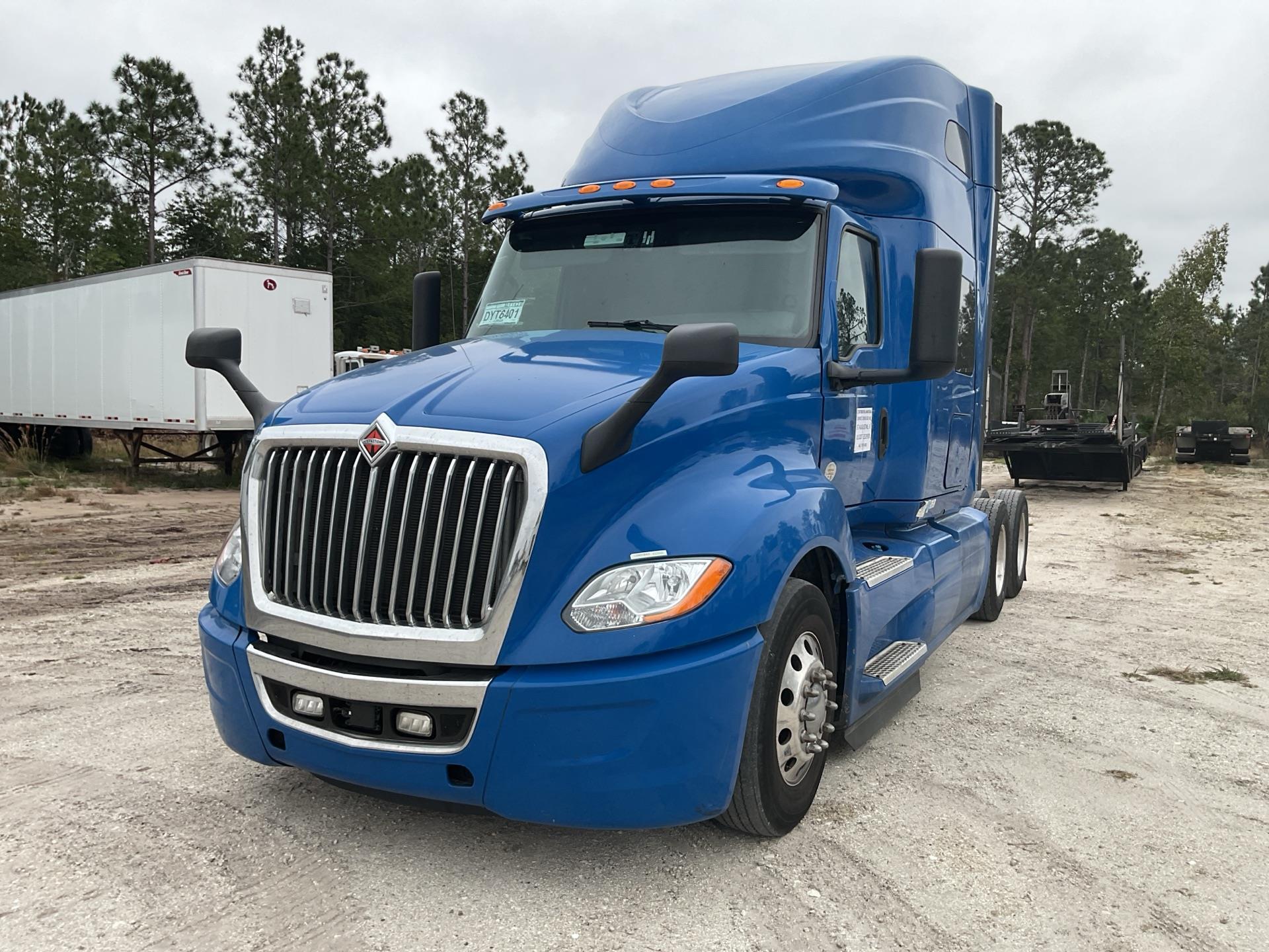 2019 International LT625