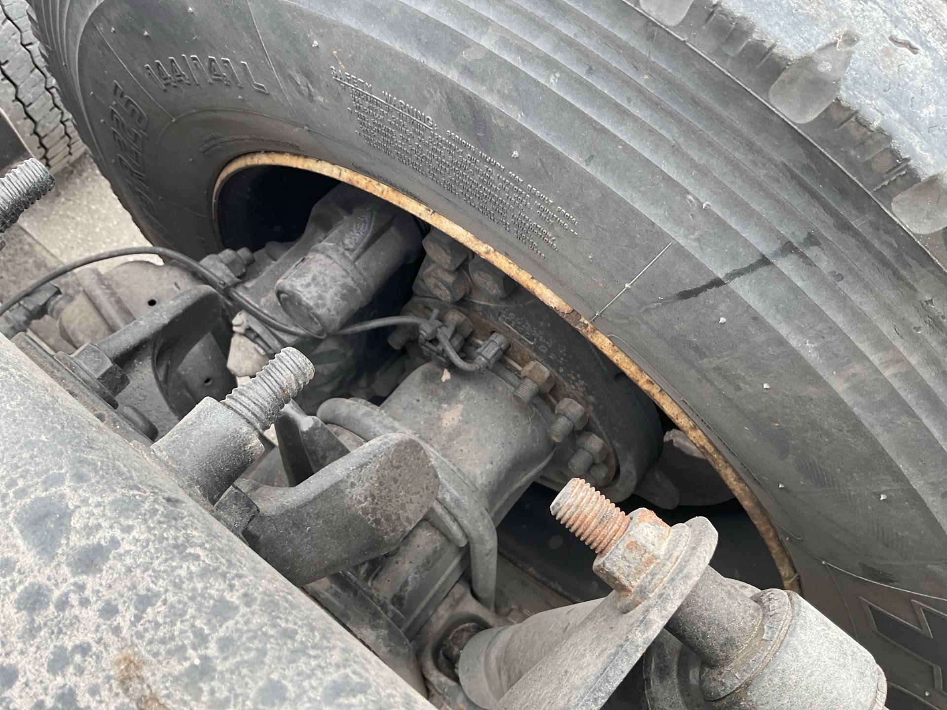 2019 International LT625
