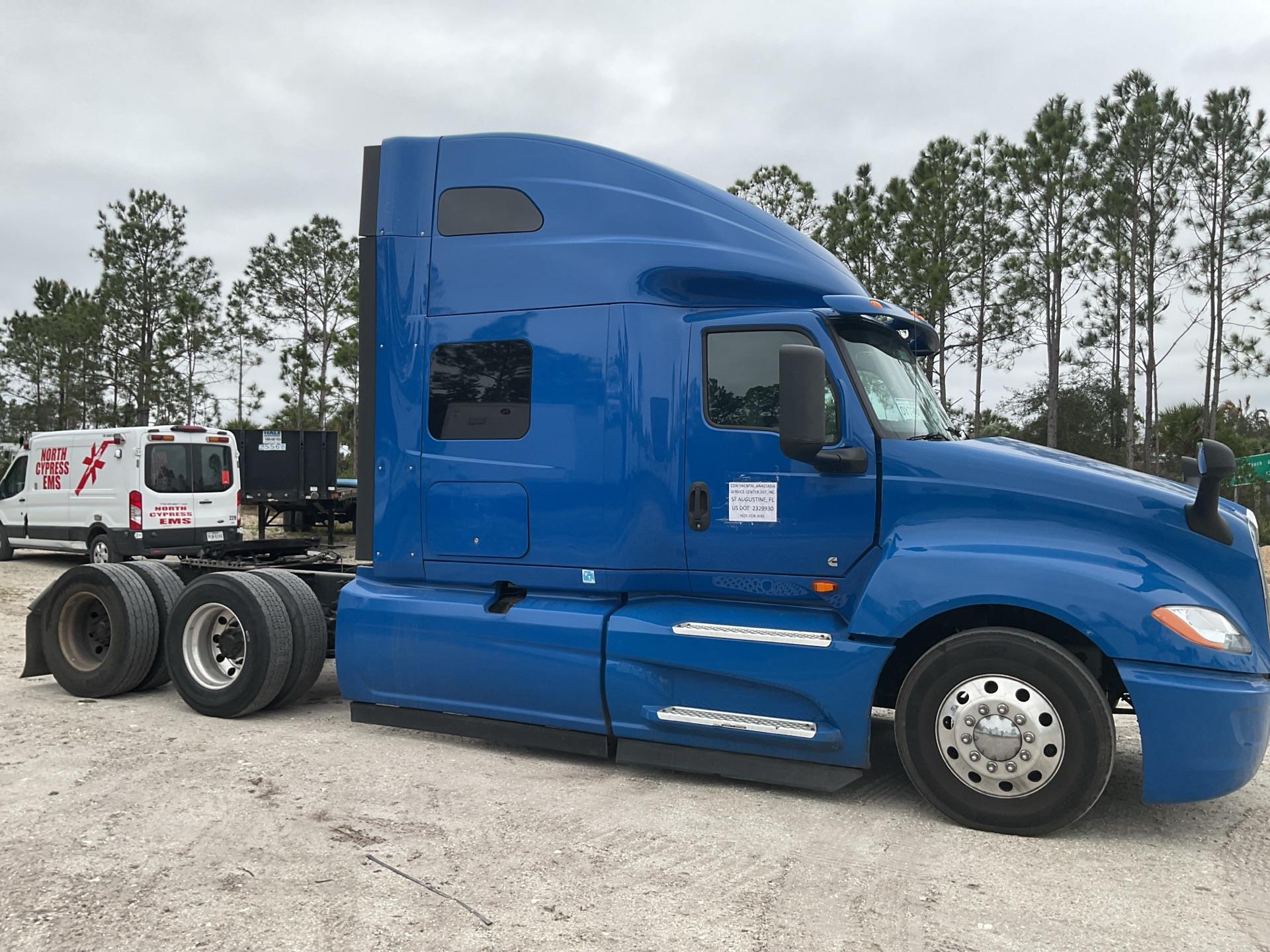 2019 International LT625