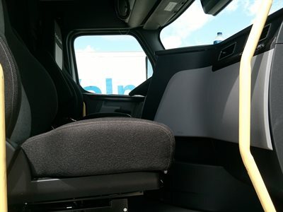 2022 Freightliner CASCADIA 126