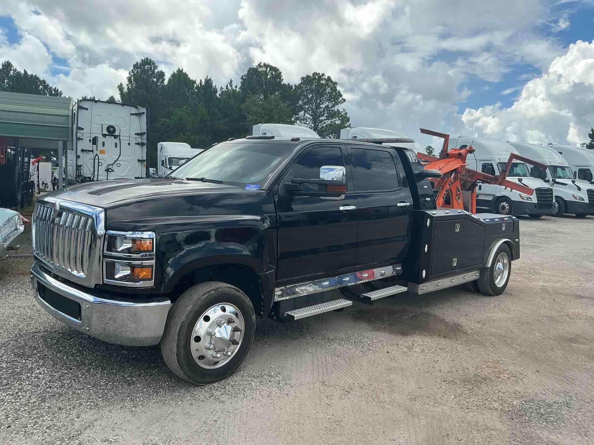 Photo of 2023 International CV515