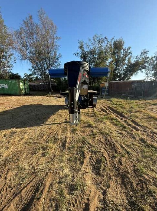 2024 Pj Trailers FLAT DECK