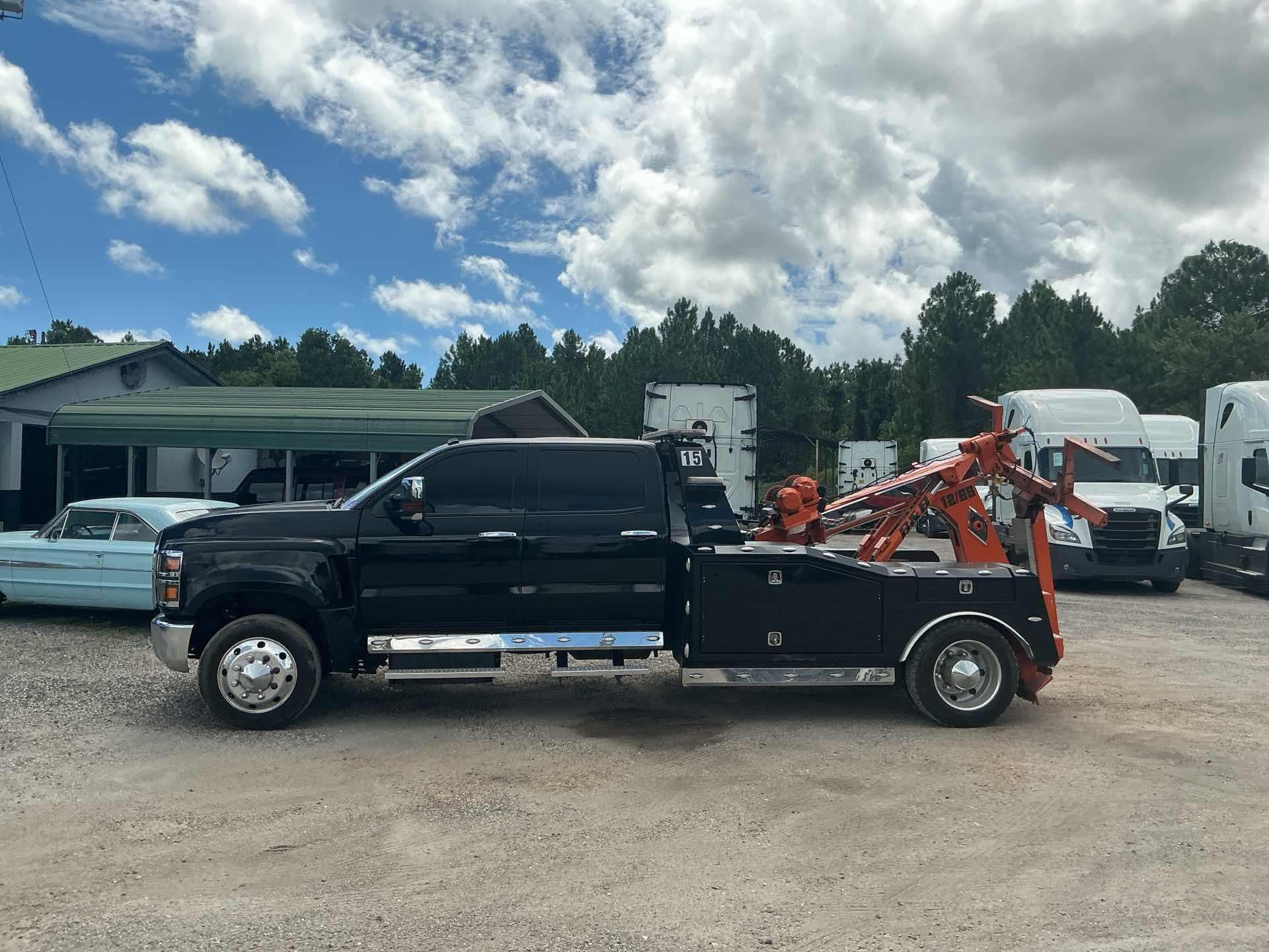 2023 International CV515