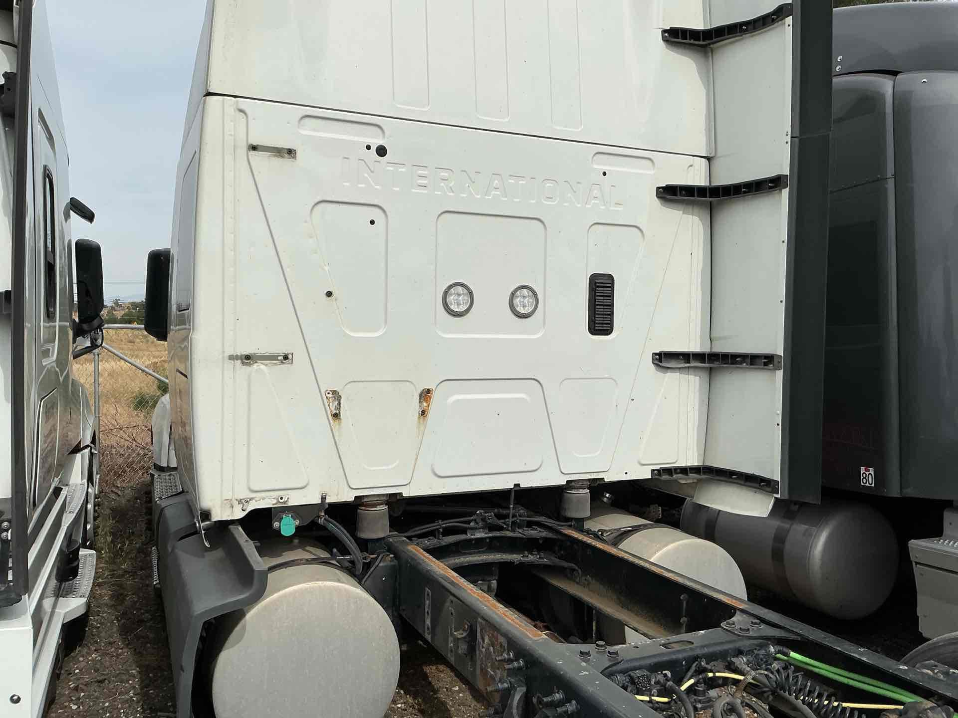 2022 International LT625