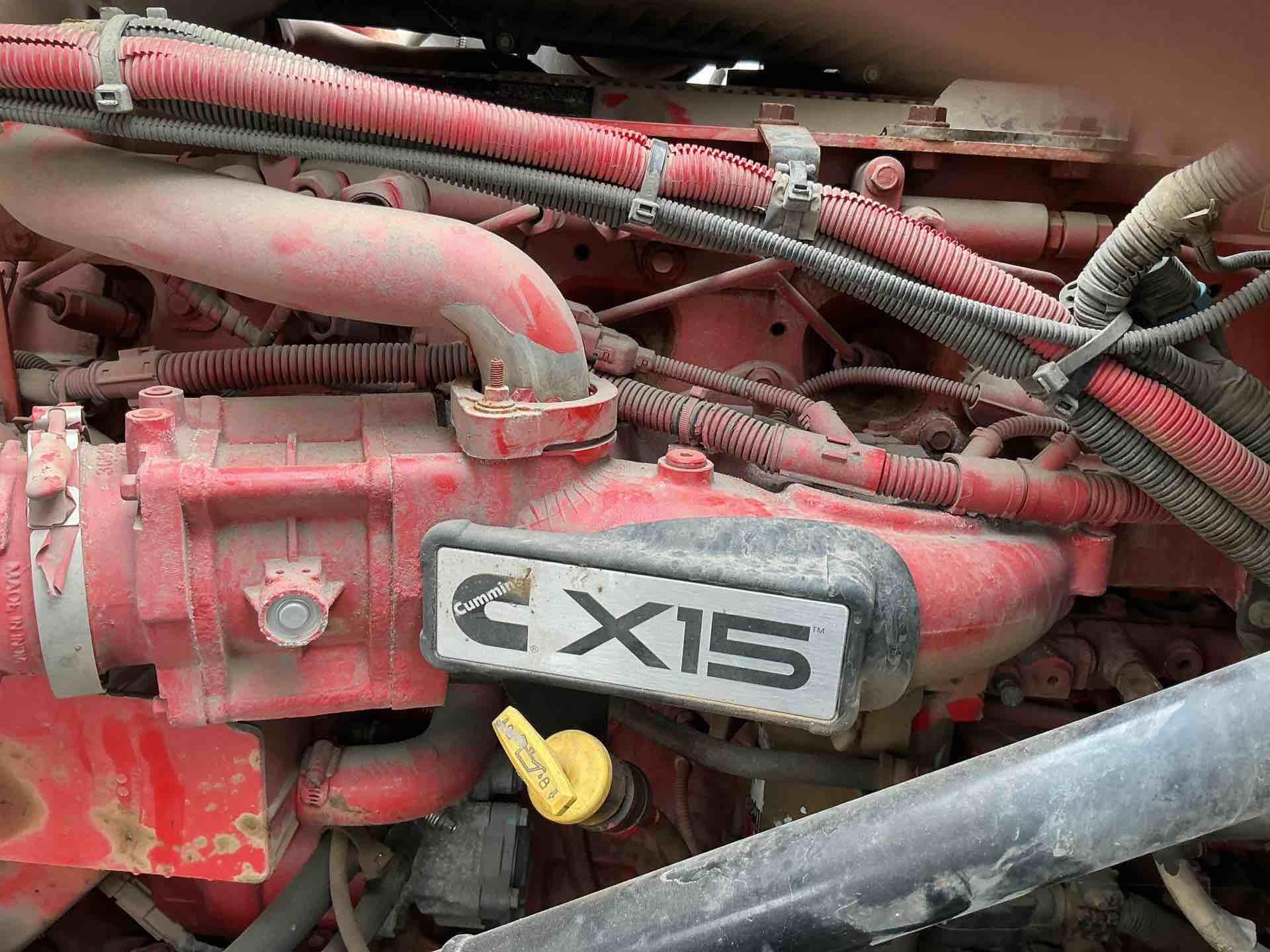 2022 International LT625