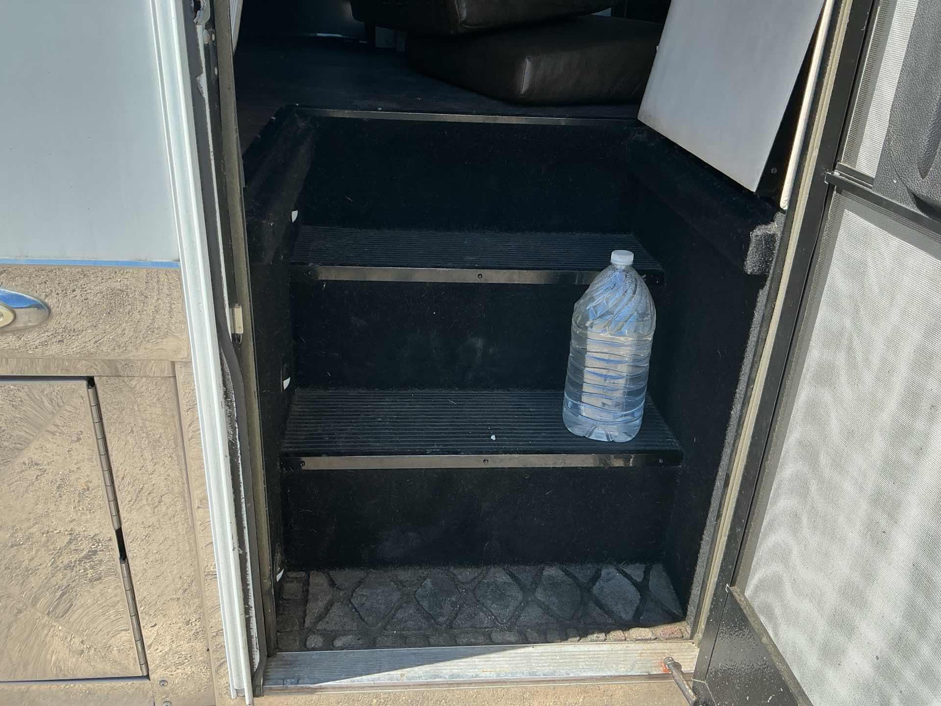 2020 Volvo VNL64T630