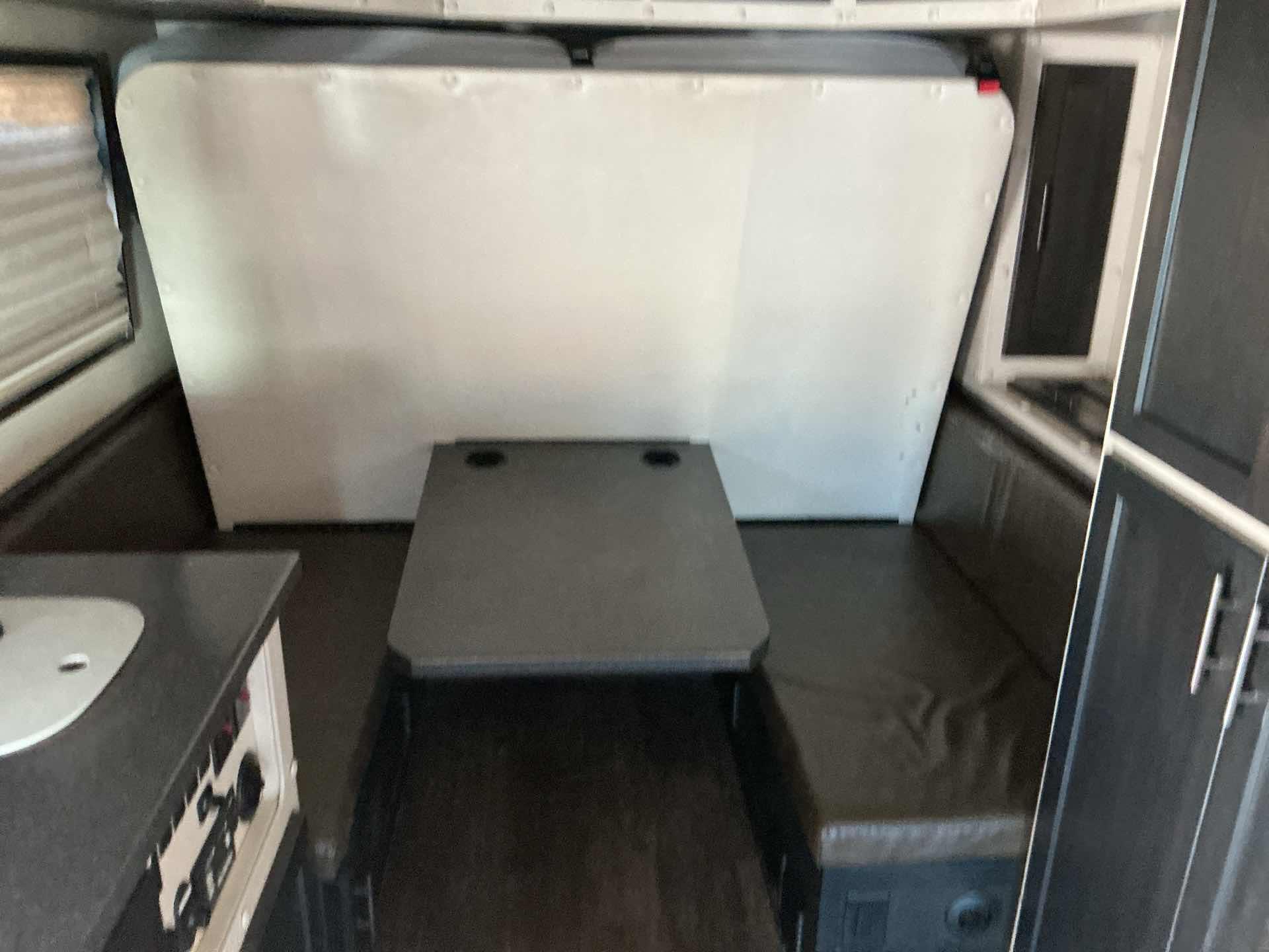 2020 Volvo VNL64T630