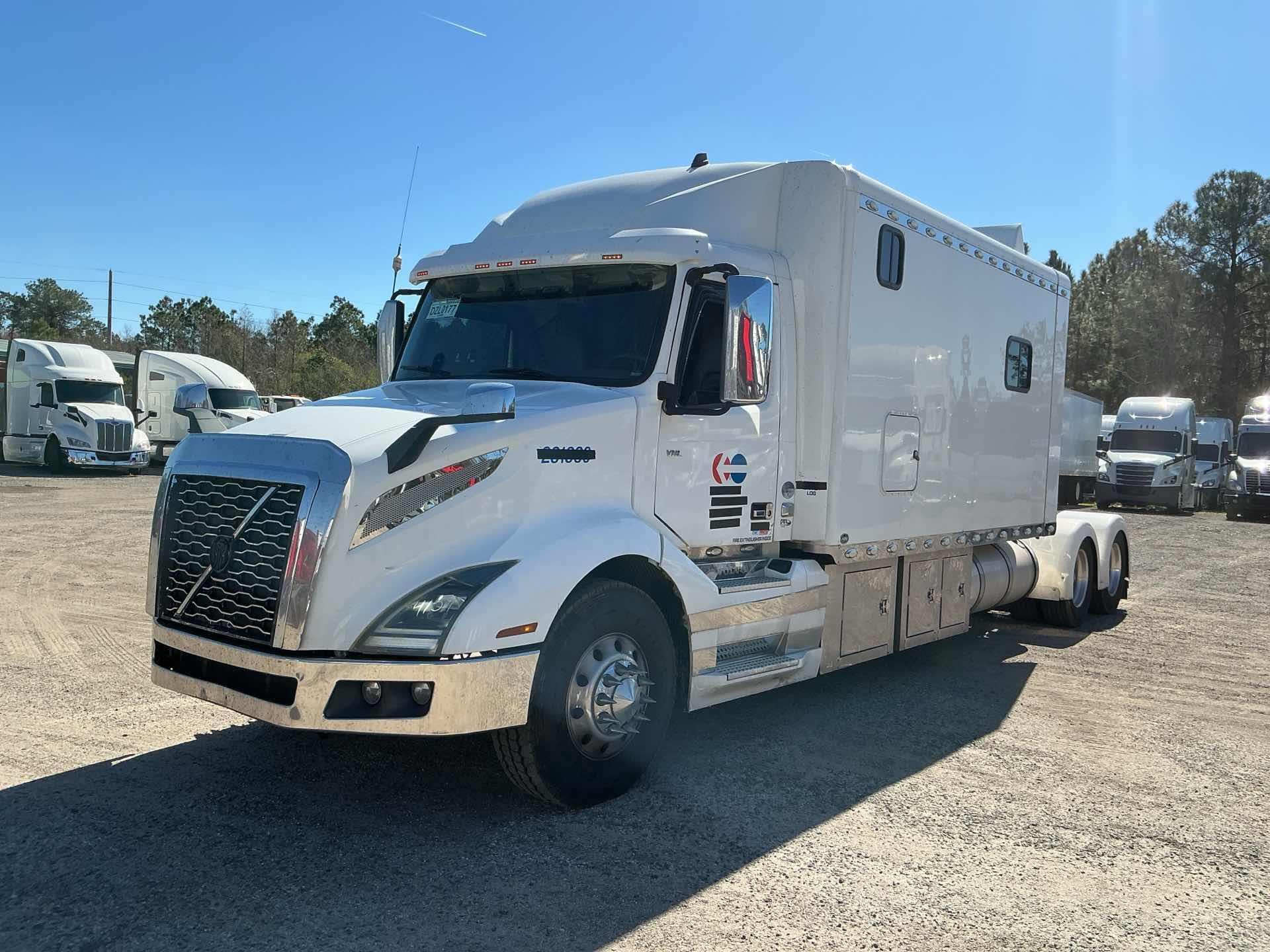 2020 Volvo VNL64T630