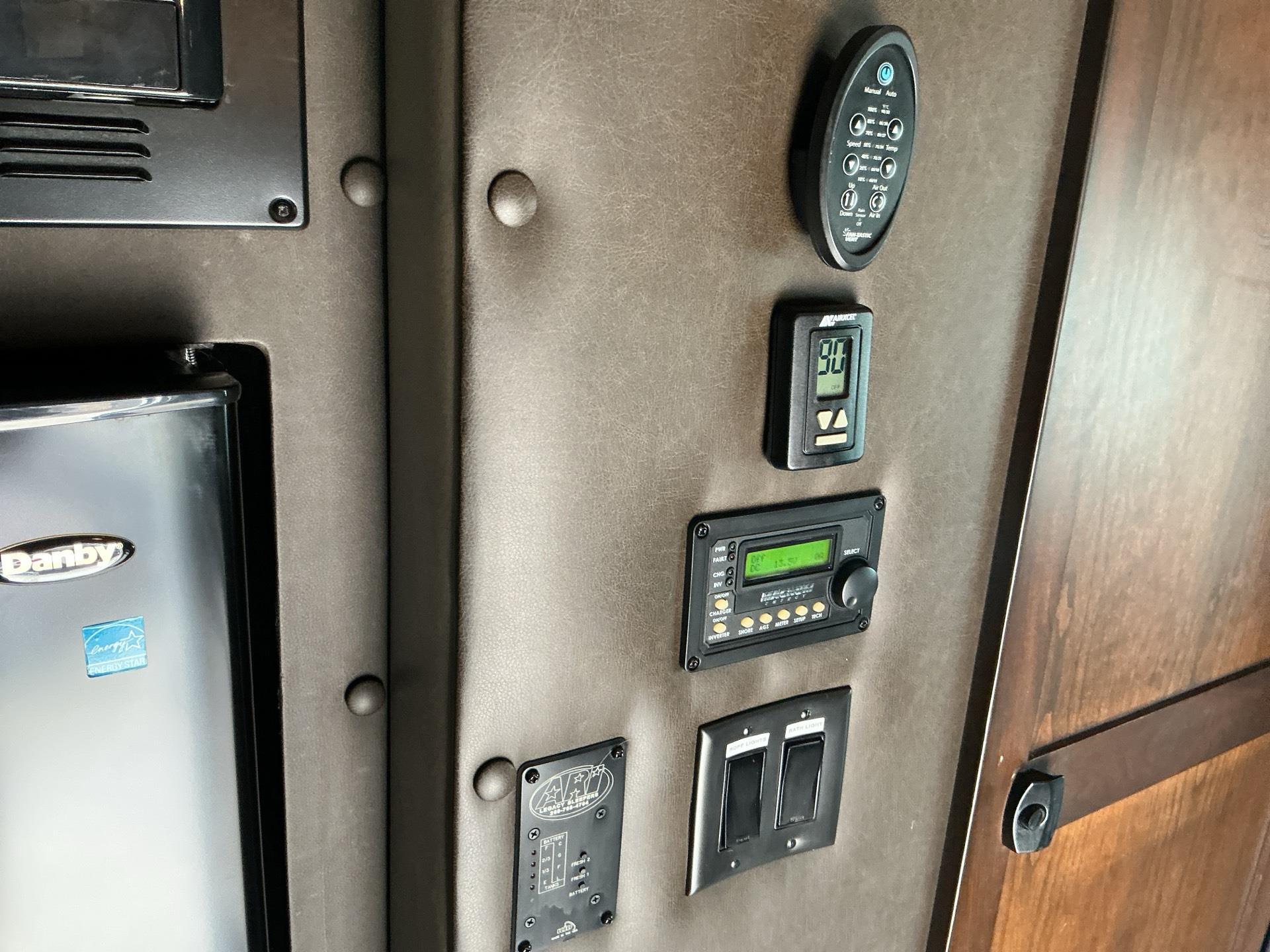 2020 Kenworth W900L