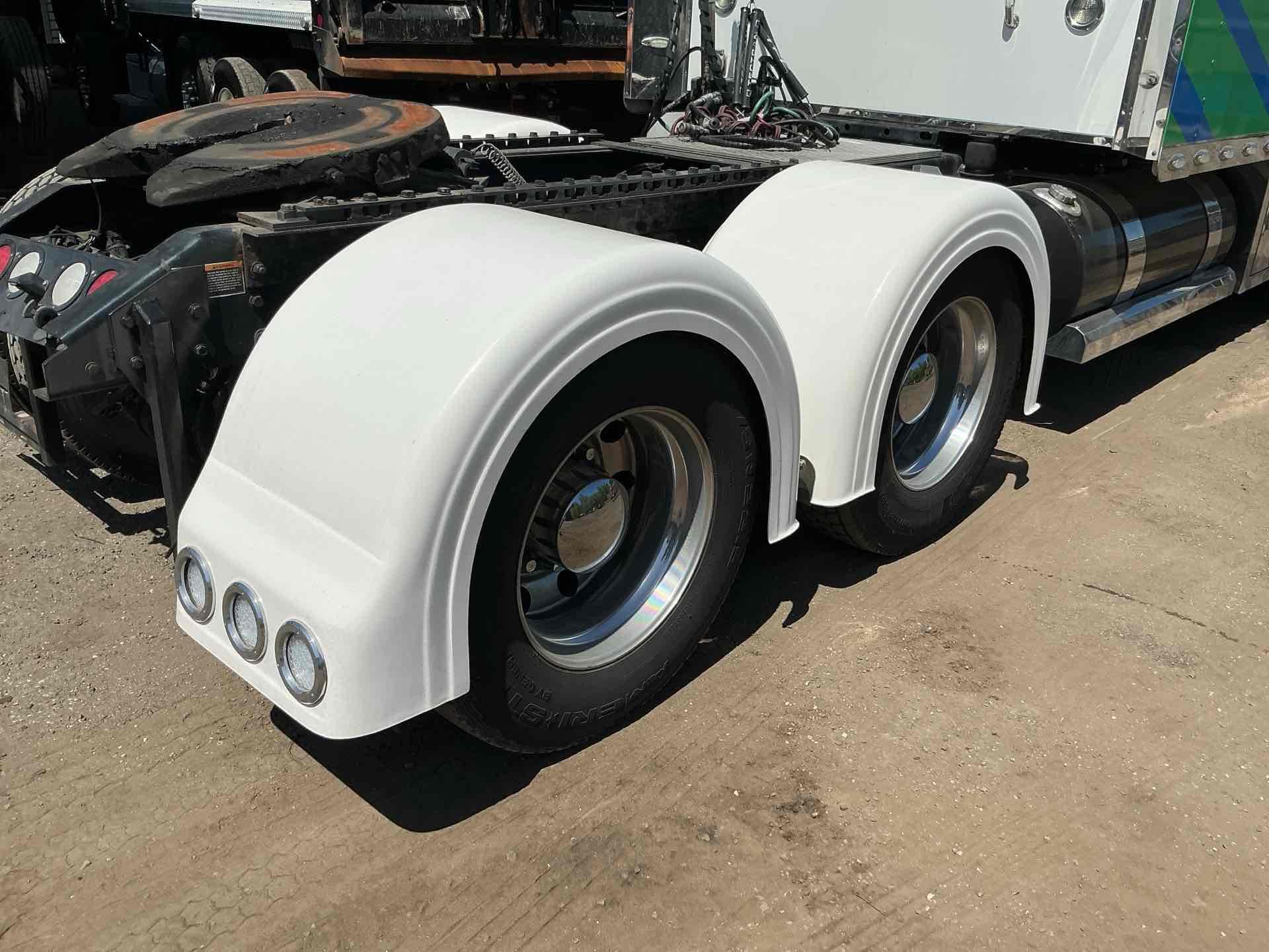 2020 Kenworth W900L