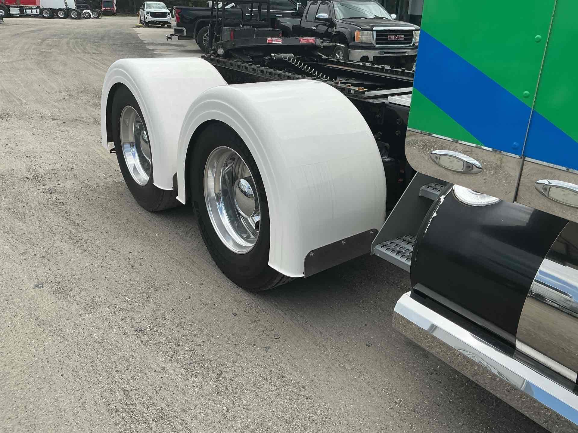 2020 Kenworth W900L