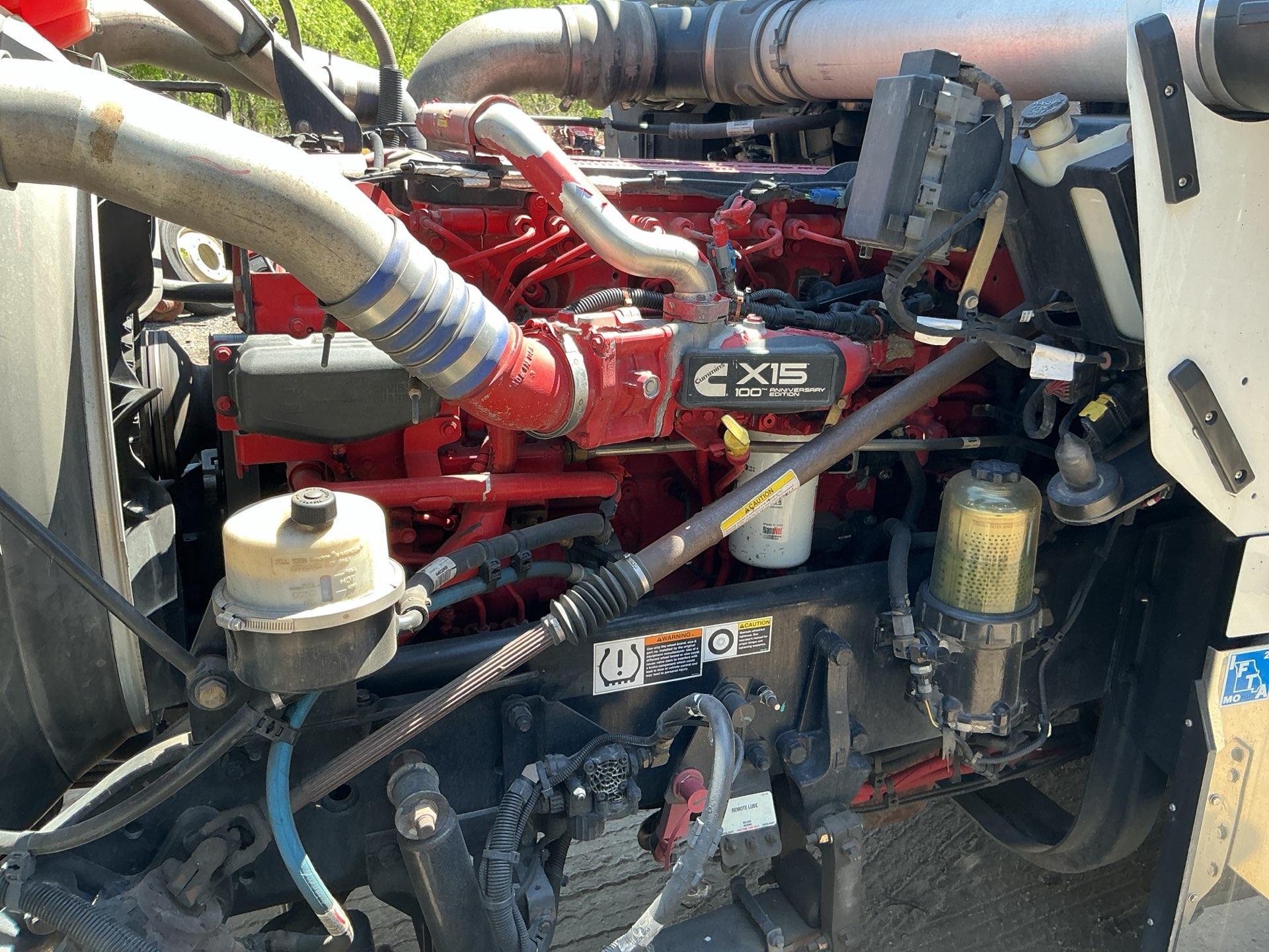 2020 Kenworth W900L