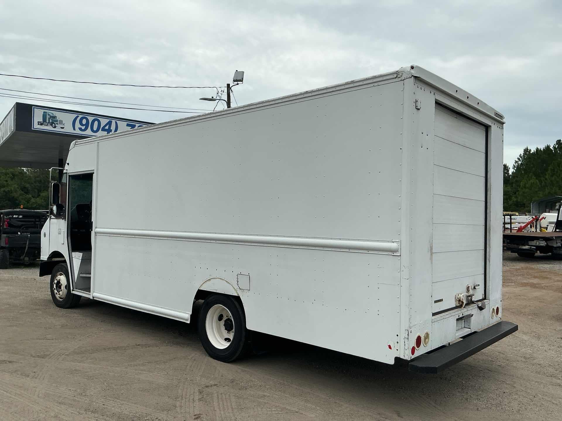 2015 Freightliner MT55