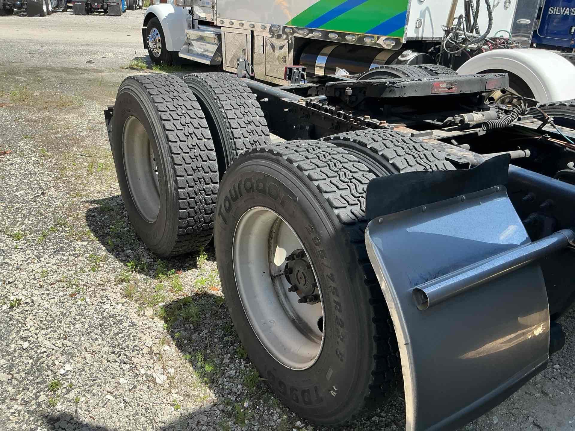 2020 International LT625