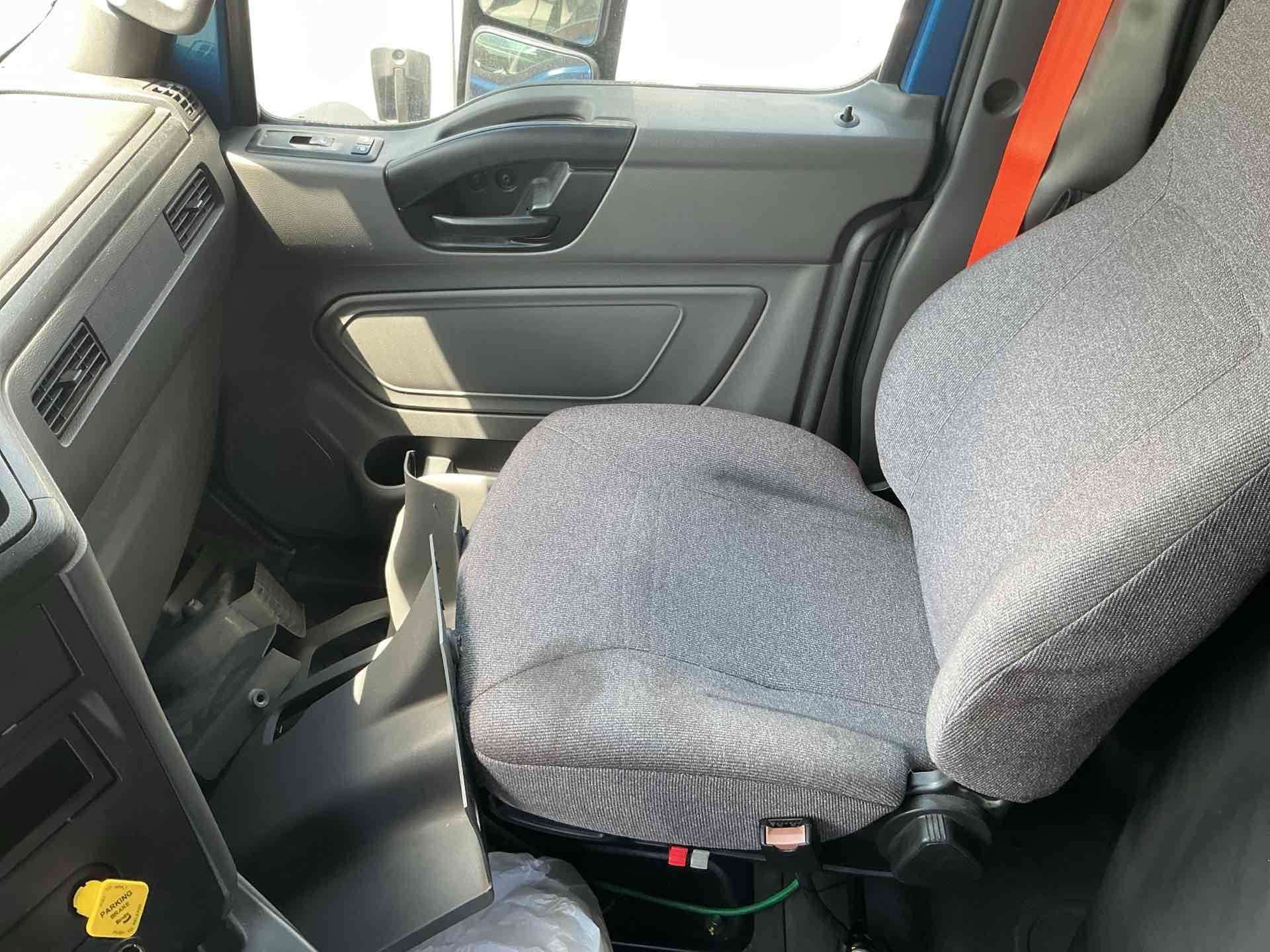 2020 International LT625