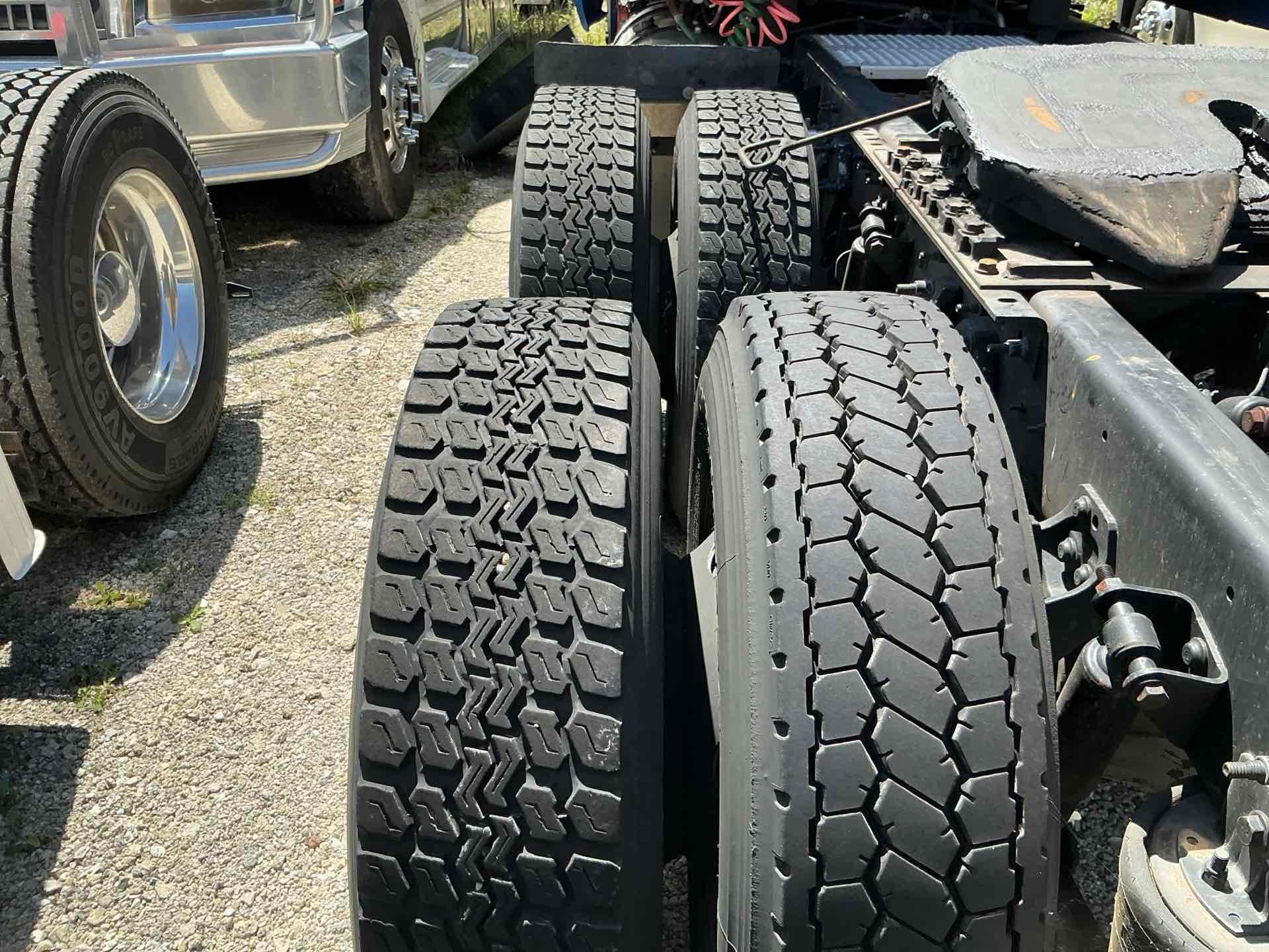 2020 International LT625