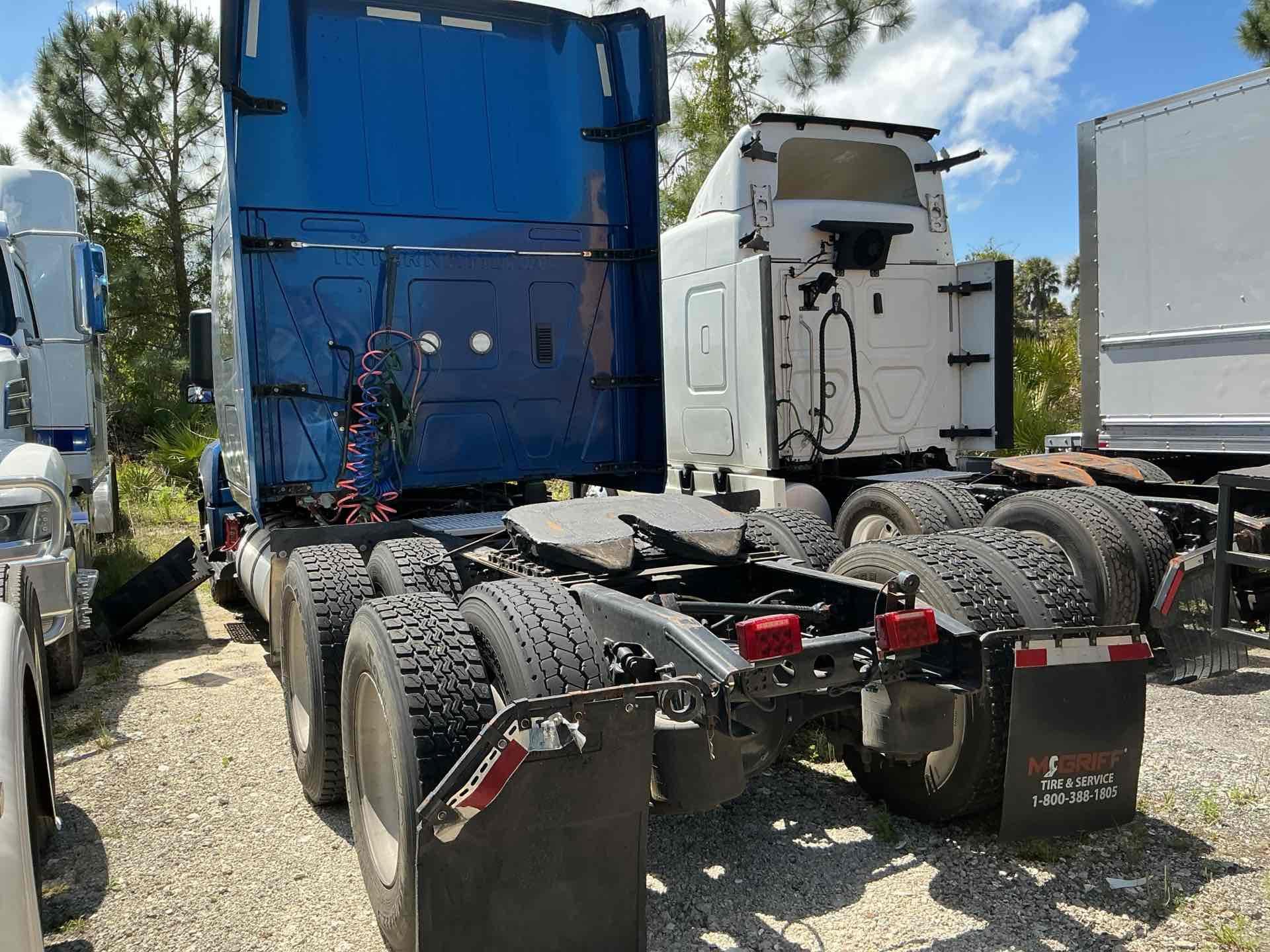 2020 International LT625