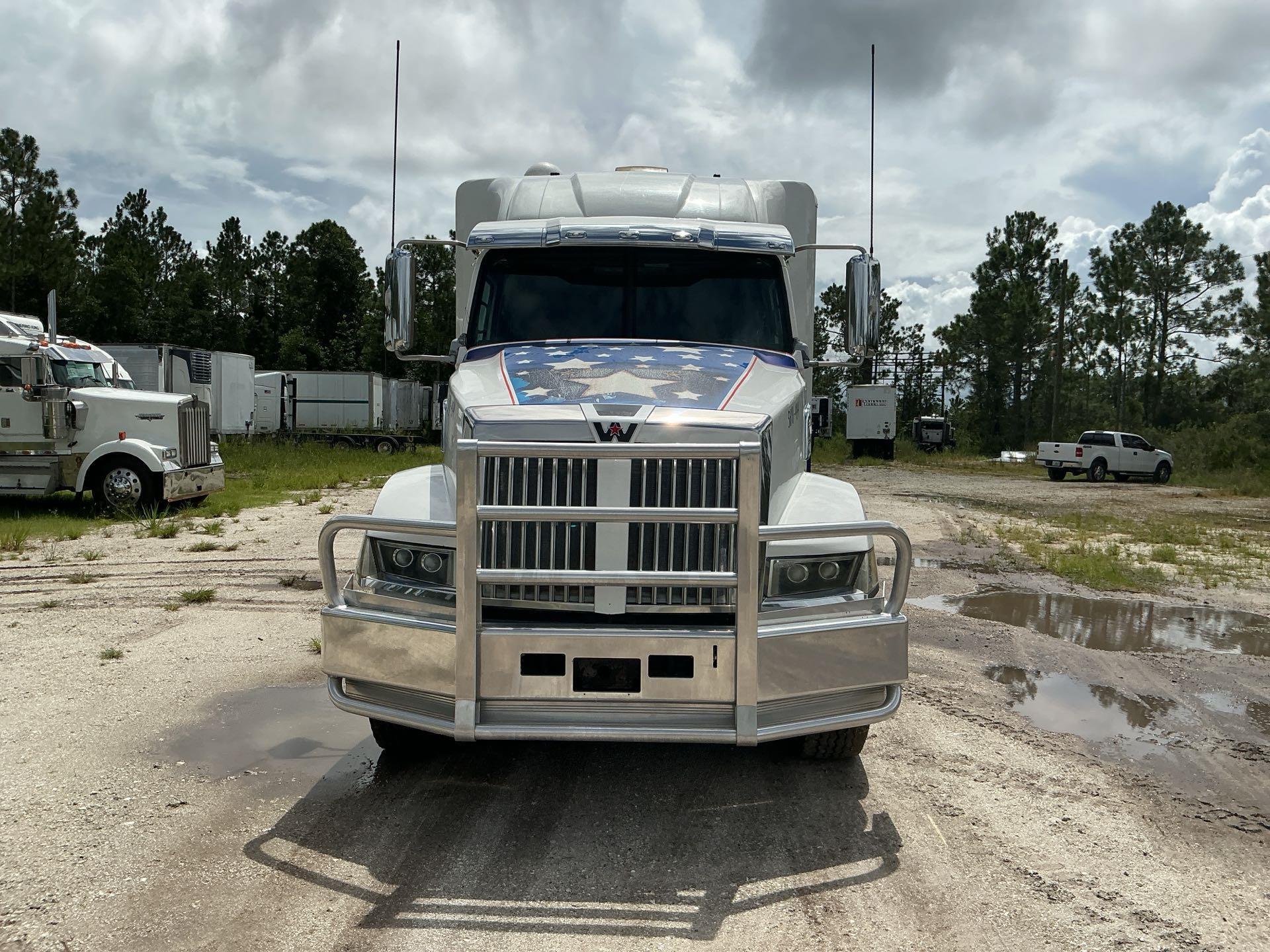 2020 Western Star 5700XE