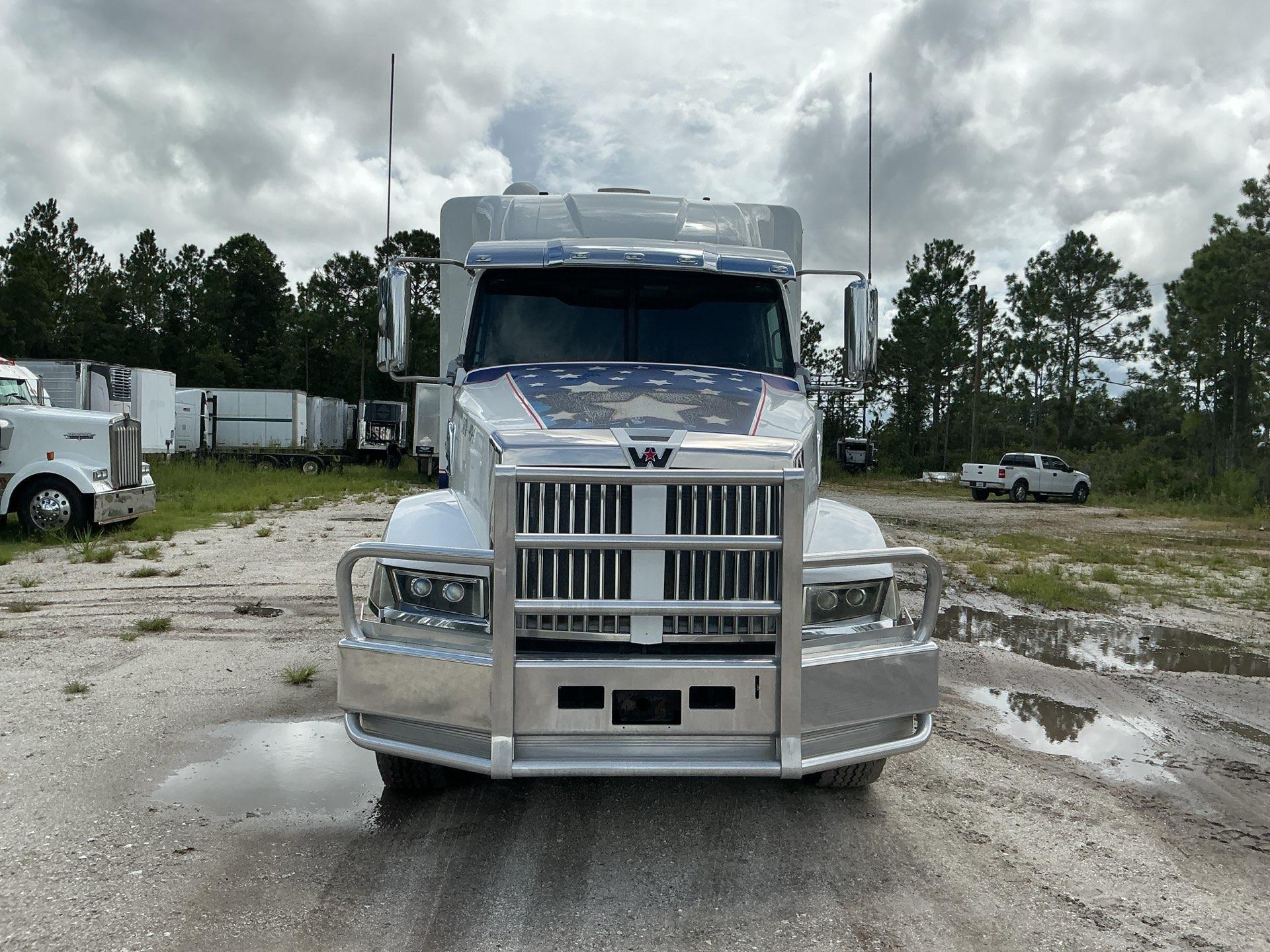 2020 Western Star 5700XE