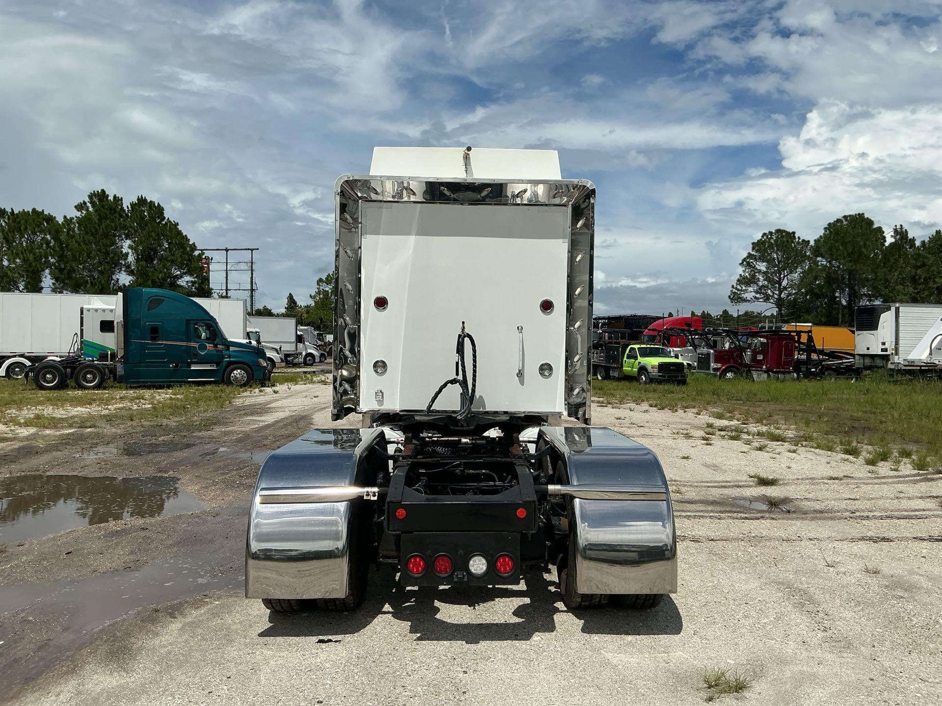 2020 Western Star 5700XE